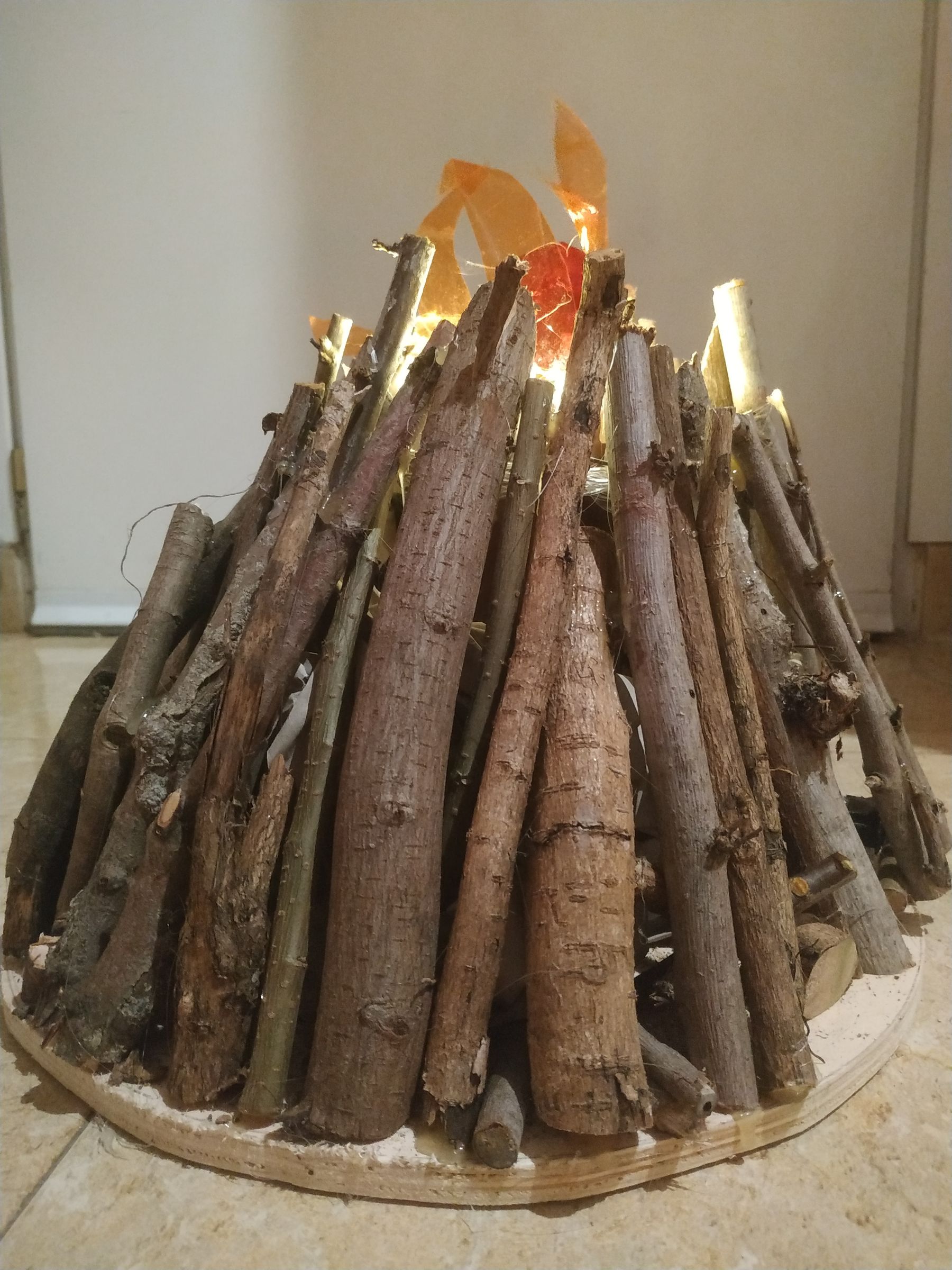 Fake Campfire 5 Steps Instructables