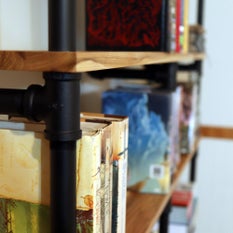 DIY Industrial Black Pipe Bookshelf!