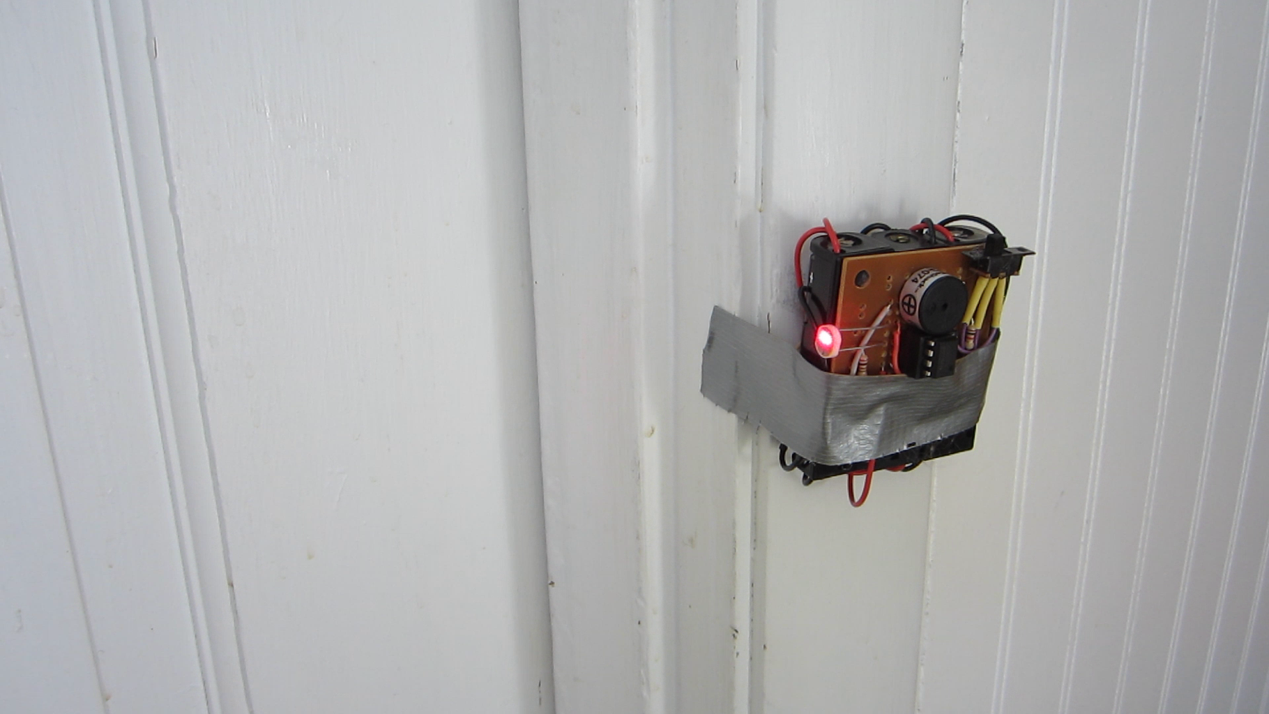 Laser Tripwire Alarm Security System Laser Tripwire Alarm : 9 Steps (with Pictures) - Instructables