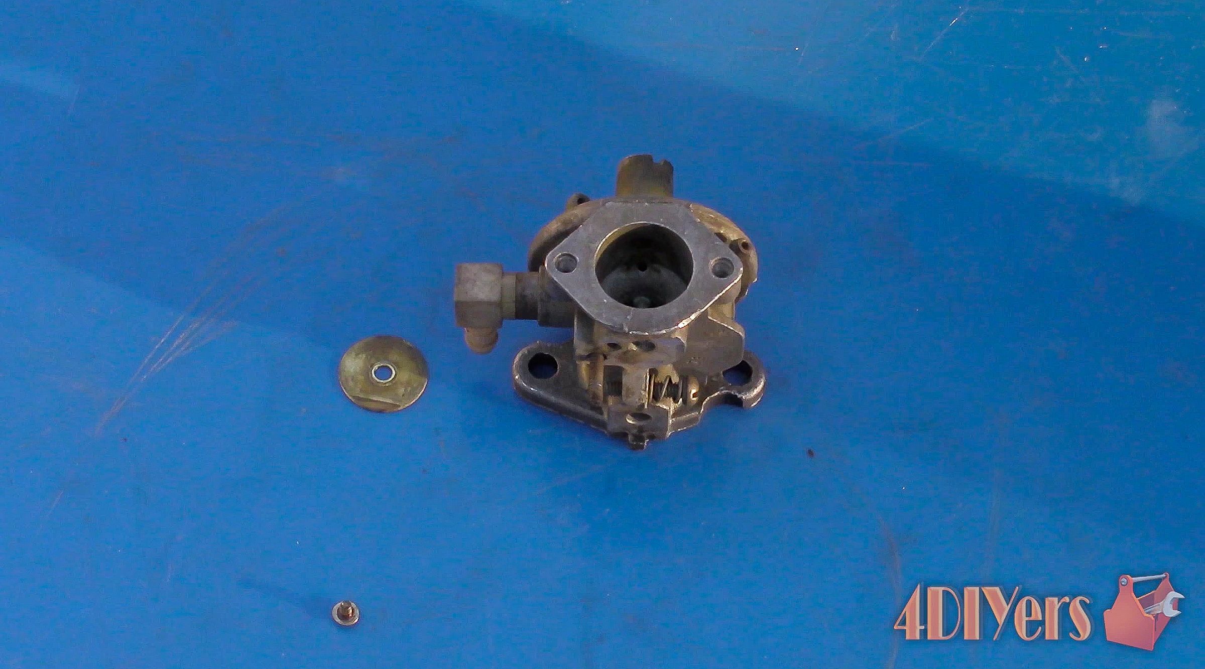 How to Polish and Port a Carburetor and Intake 6 Steps (with Pictures