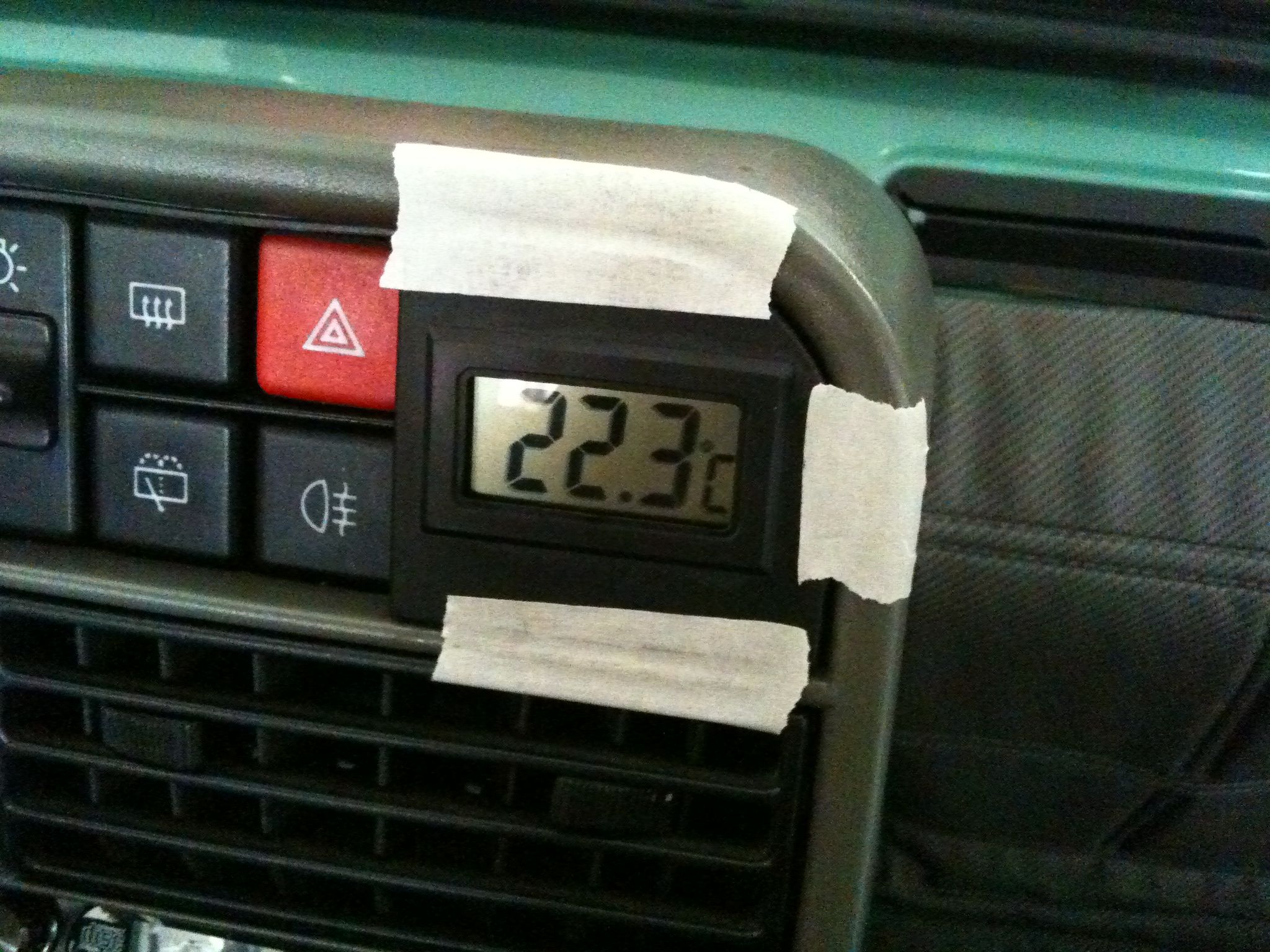 Install a Thermometer in an Old Car [UPDATED] 12 Steps (with Pictures