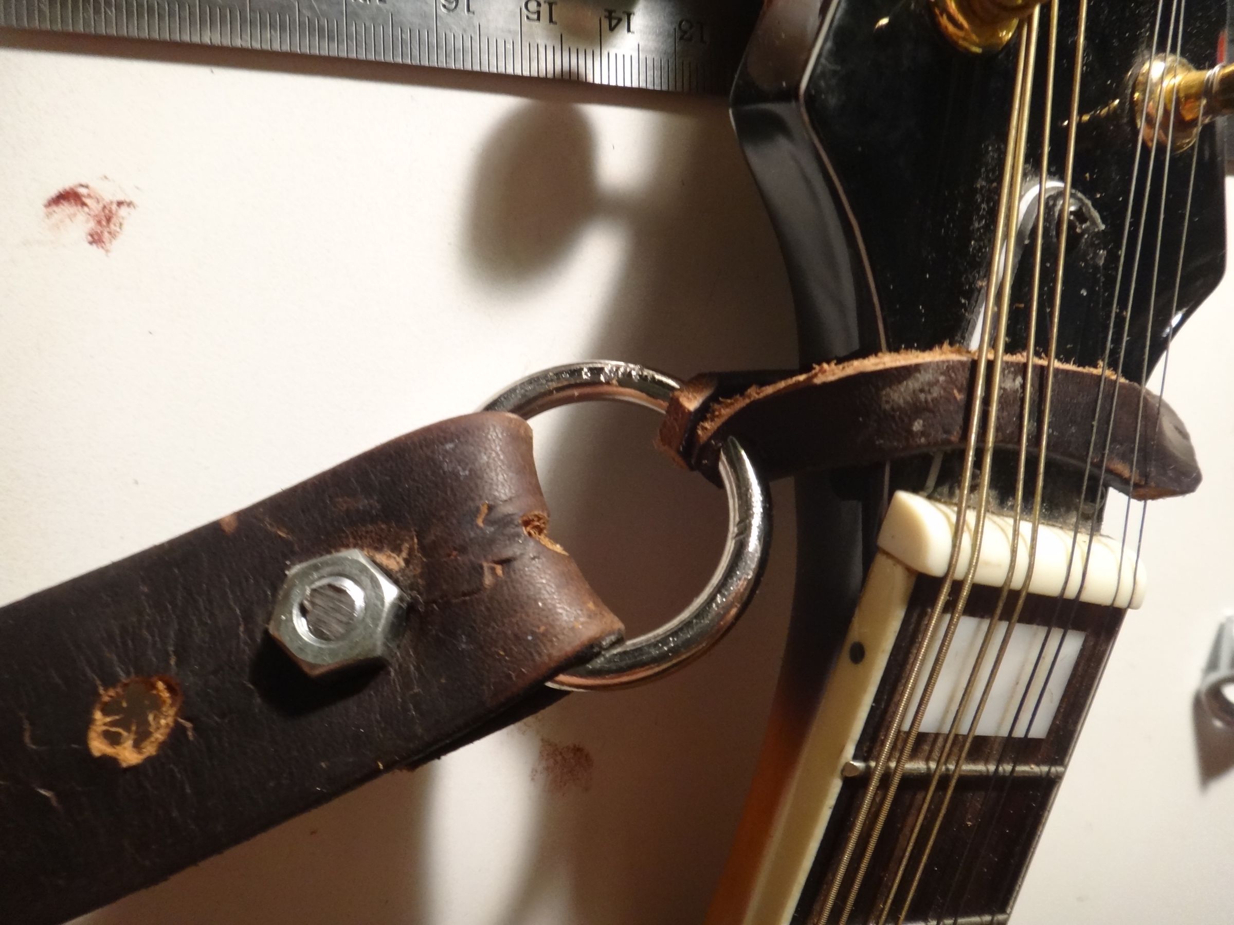 Mandolin/Guitar Strap From a Used Belt 3 Steps Instructables
