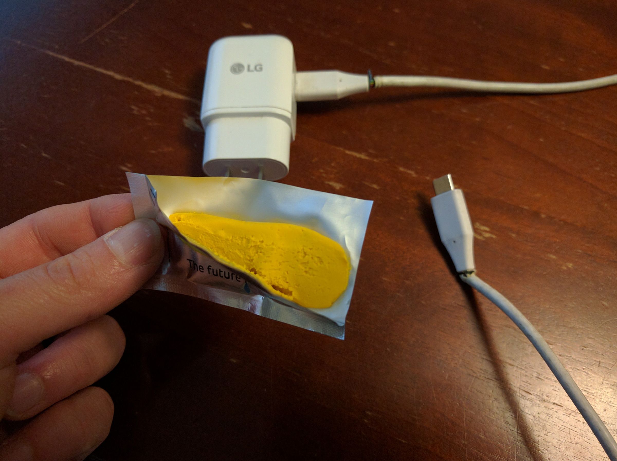 Fix Exposed Wires in Charger 4 Steps (with Pictures) Instructables