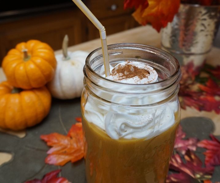 Healthy Pumpkin Pie Smoothie