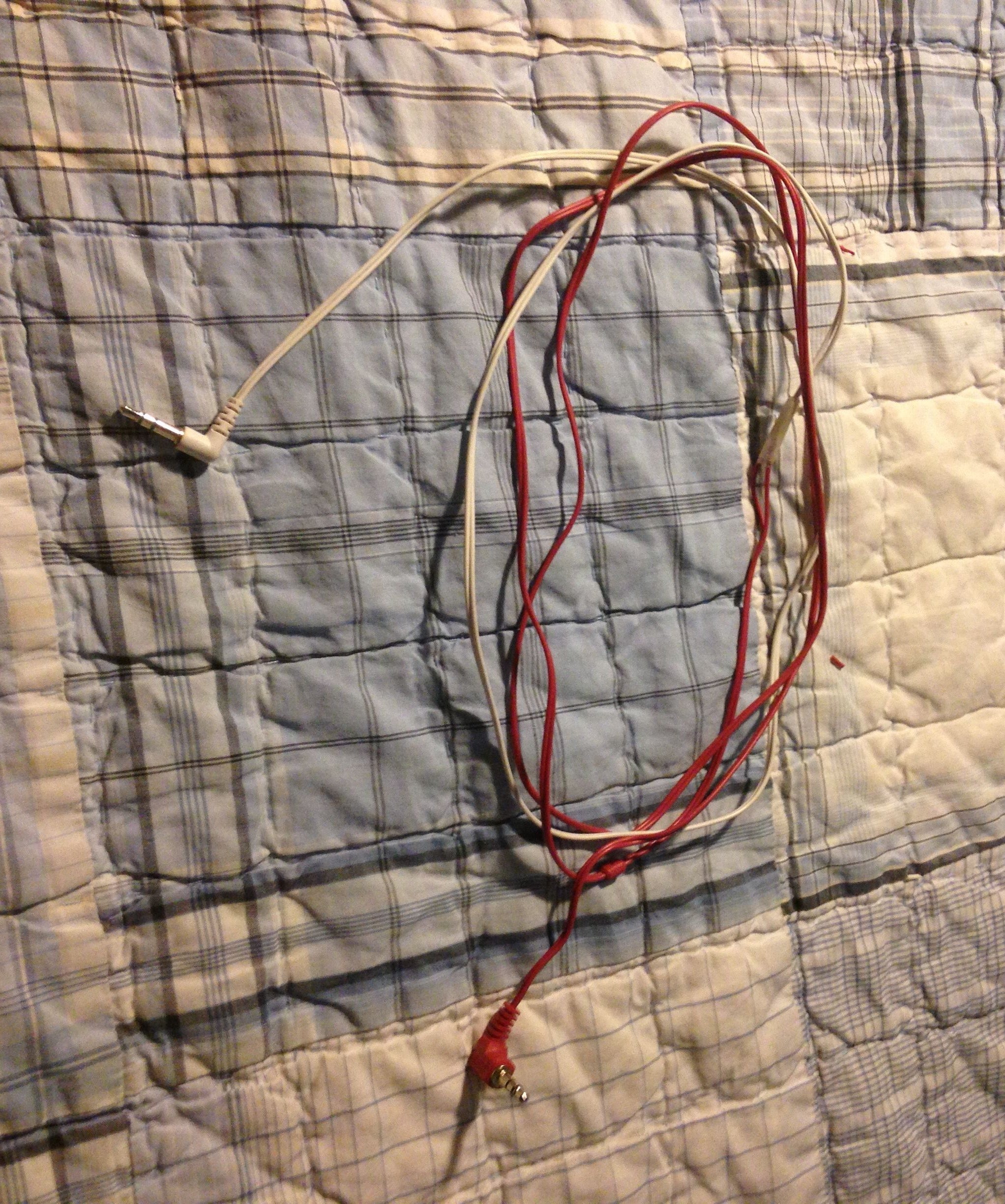 Easy Aux Cord! 6 Steps (with Pictures) Instructables