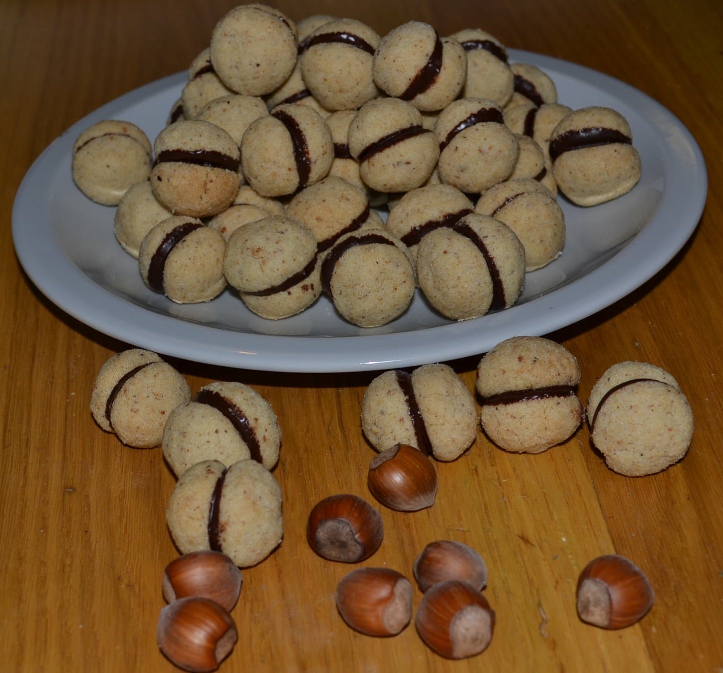 ♥ HAZELNUT KISSES ♥ 8 Steps (with Pictures) Instructables