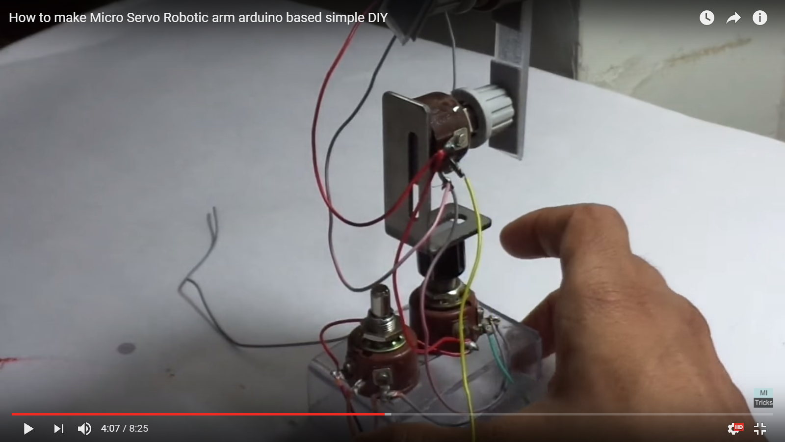 micro servo robot arduino