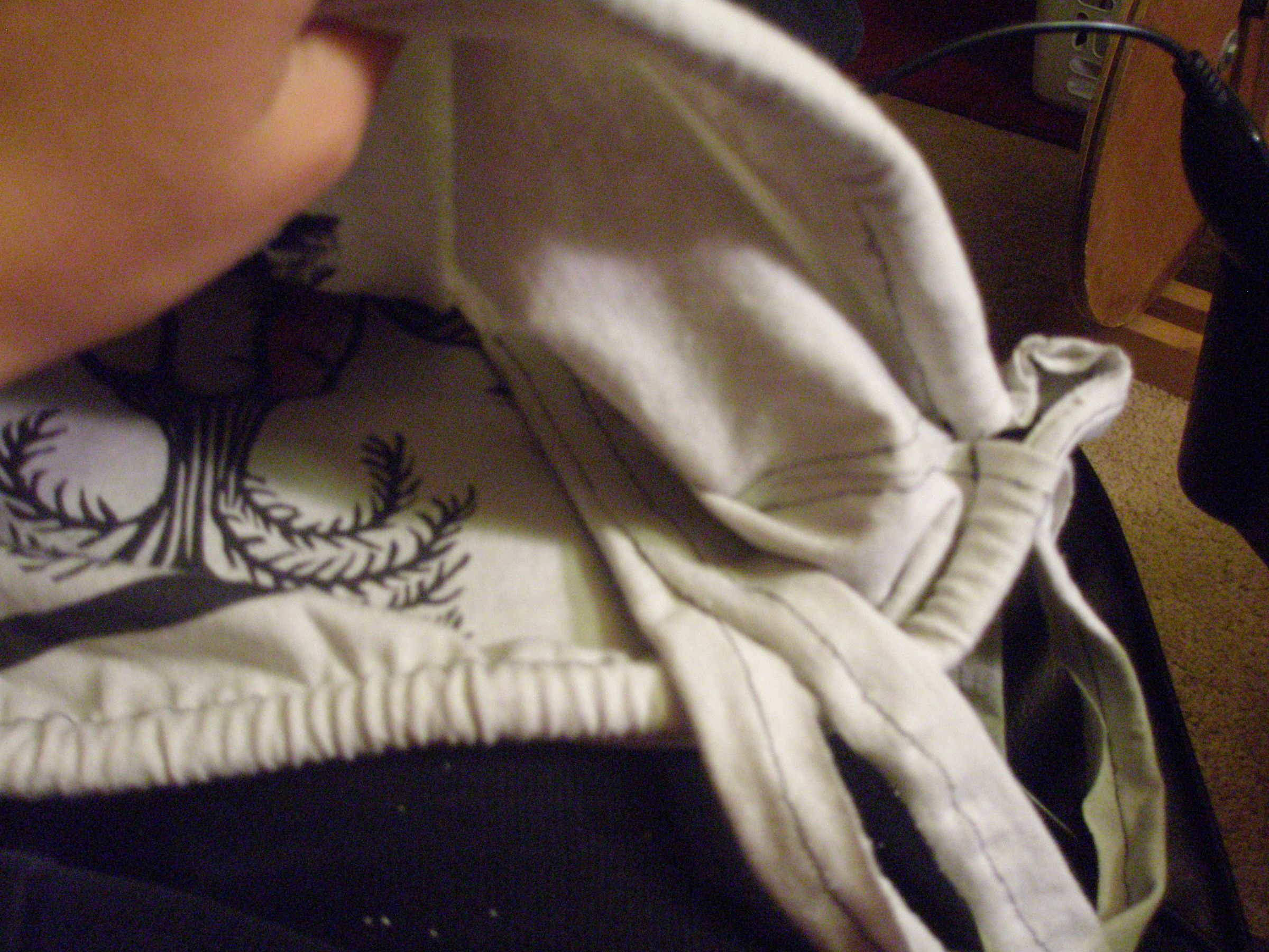 How to Make a Drawstring Backpack Out of a Tshirt 6 Steps