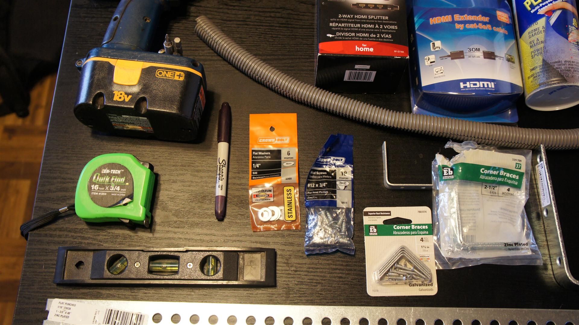 The Wall (wall Mount Your Game Consoles / Monitors / Devices) 10 Steps (with Pictures