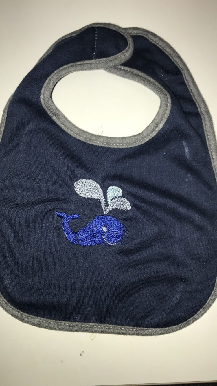 baby bibs to embroider
