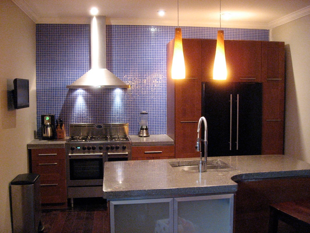 Concrete Countertops for the Kitchen - a Solid Surface on the Cheap : 7