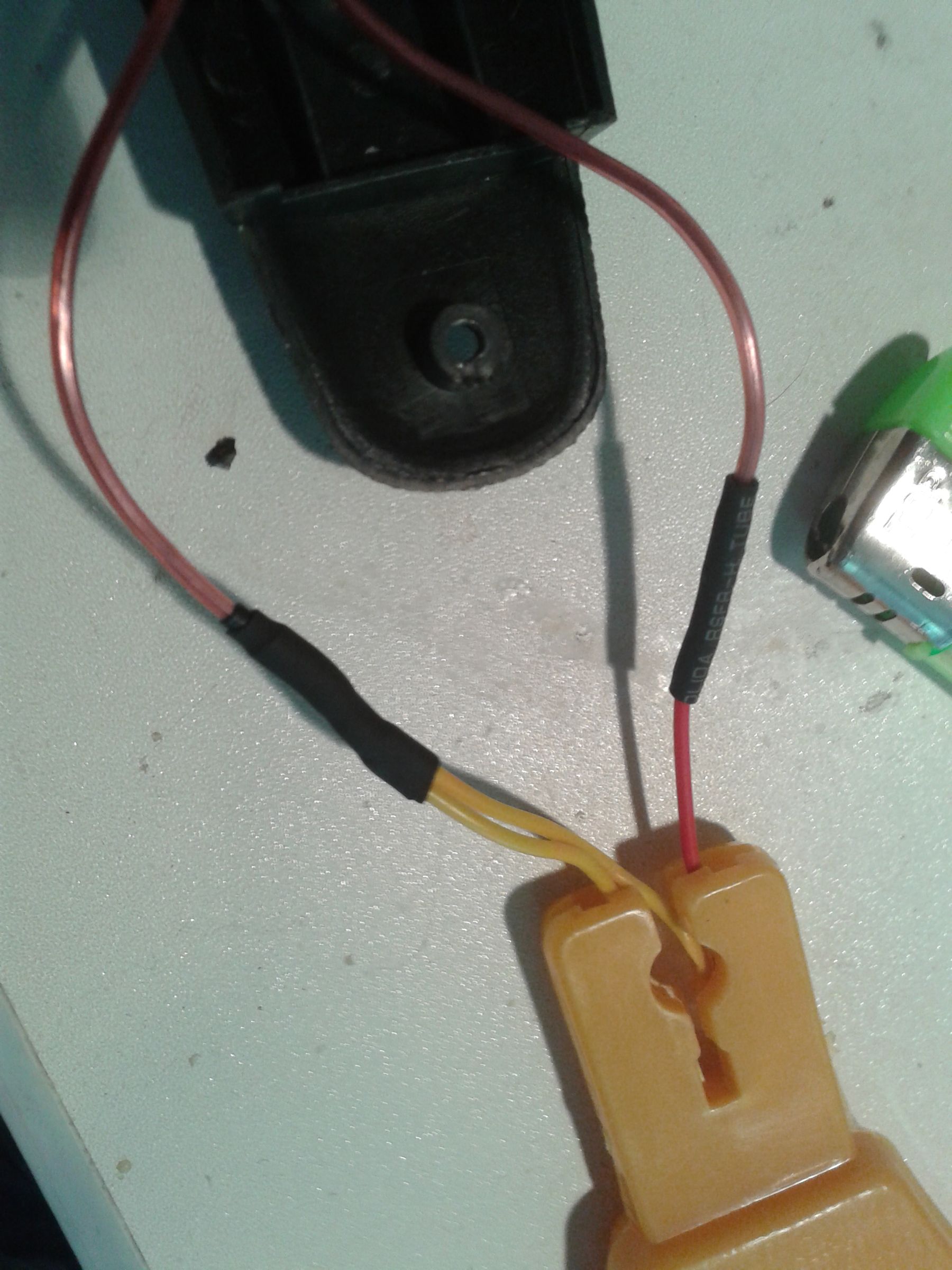 Easy High Voltage Fly Swatter Mod 4 Steps Instructables