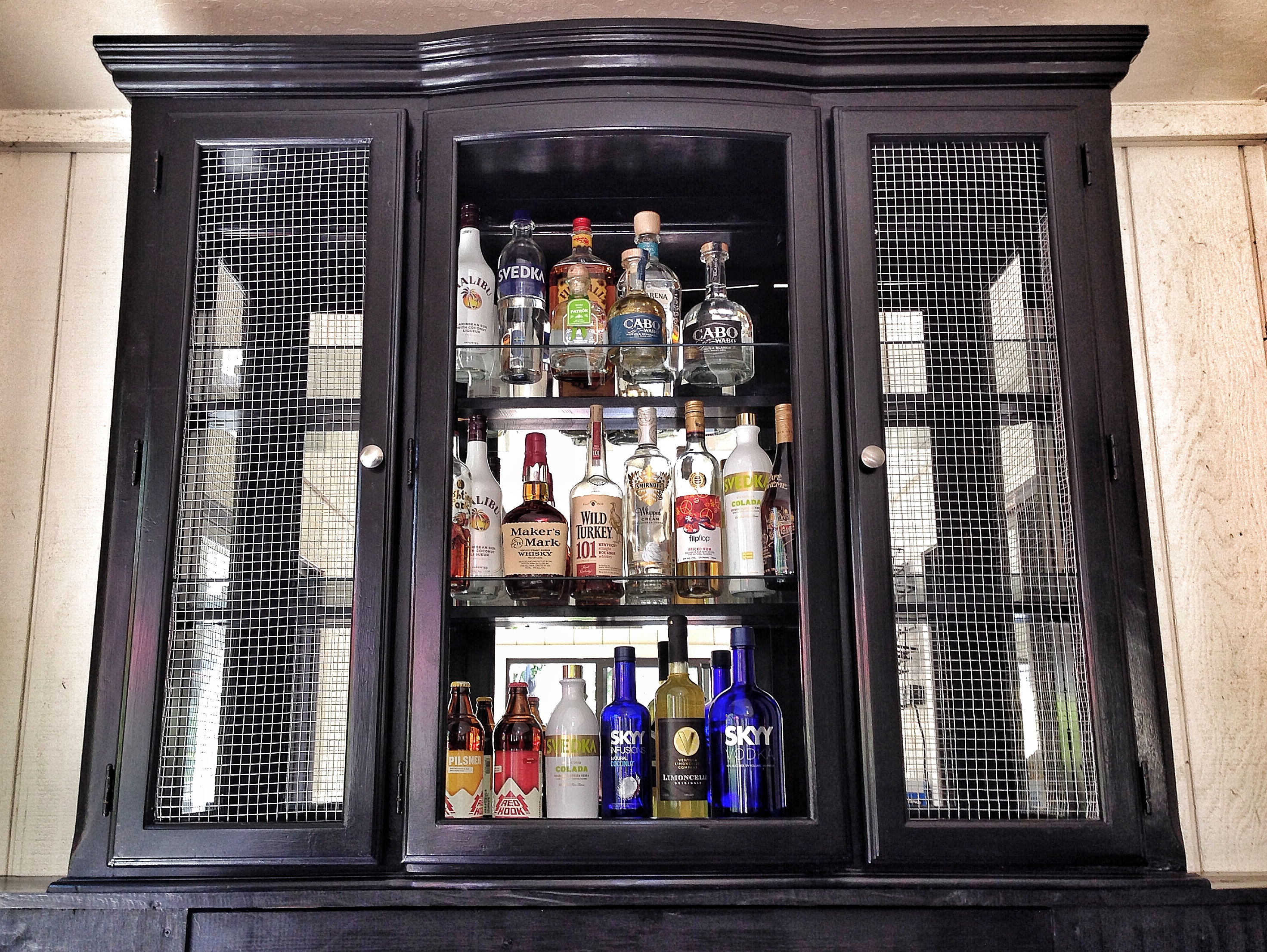 China cabinet bar Clearance