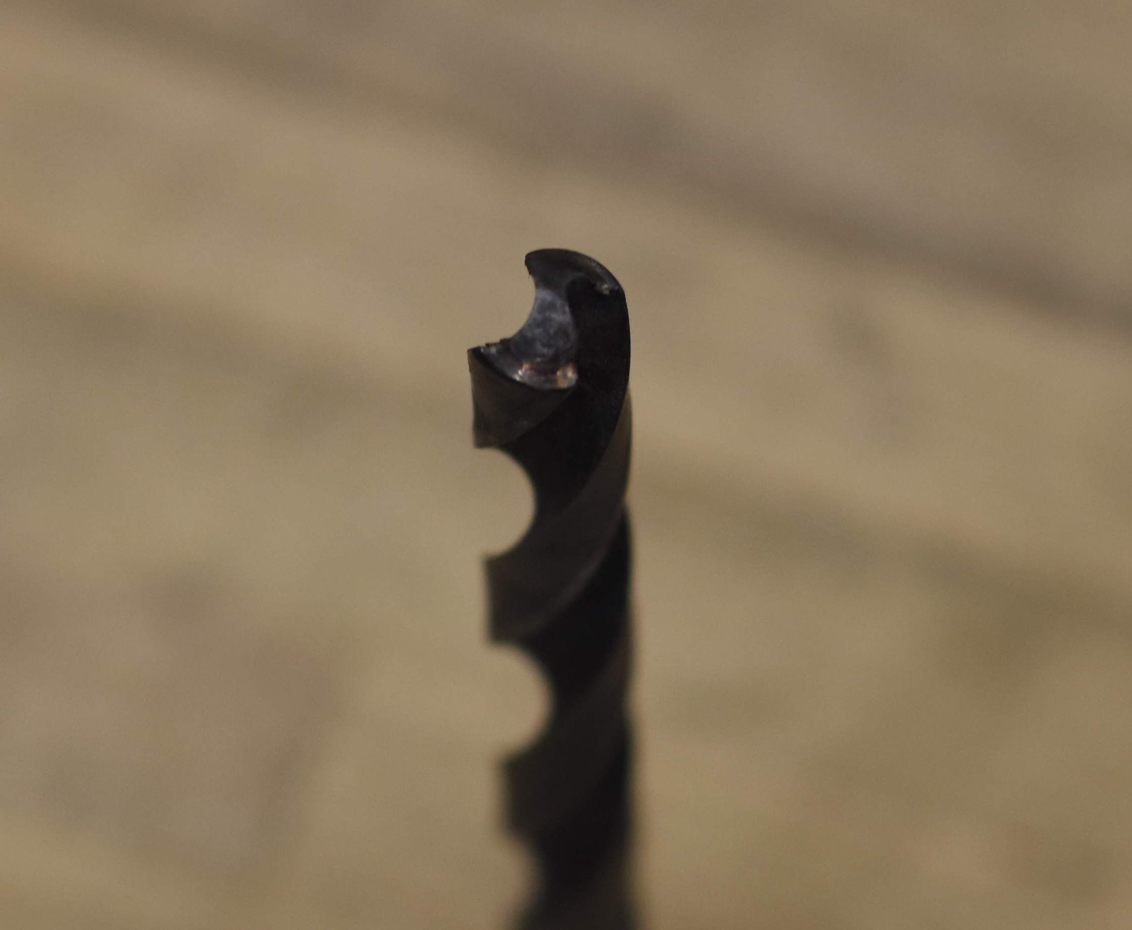 How to Sharpen Used and Dull Drill Bits (By Hand!!) 11 Steps (with