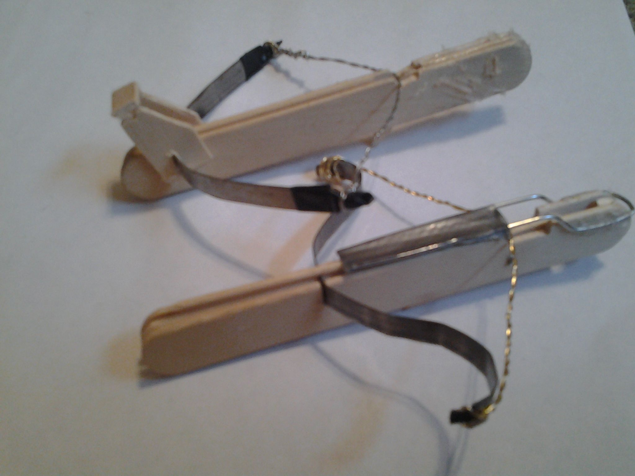 SPC (Sawblade Pocket Crossbow) 9 Steps Instructables