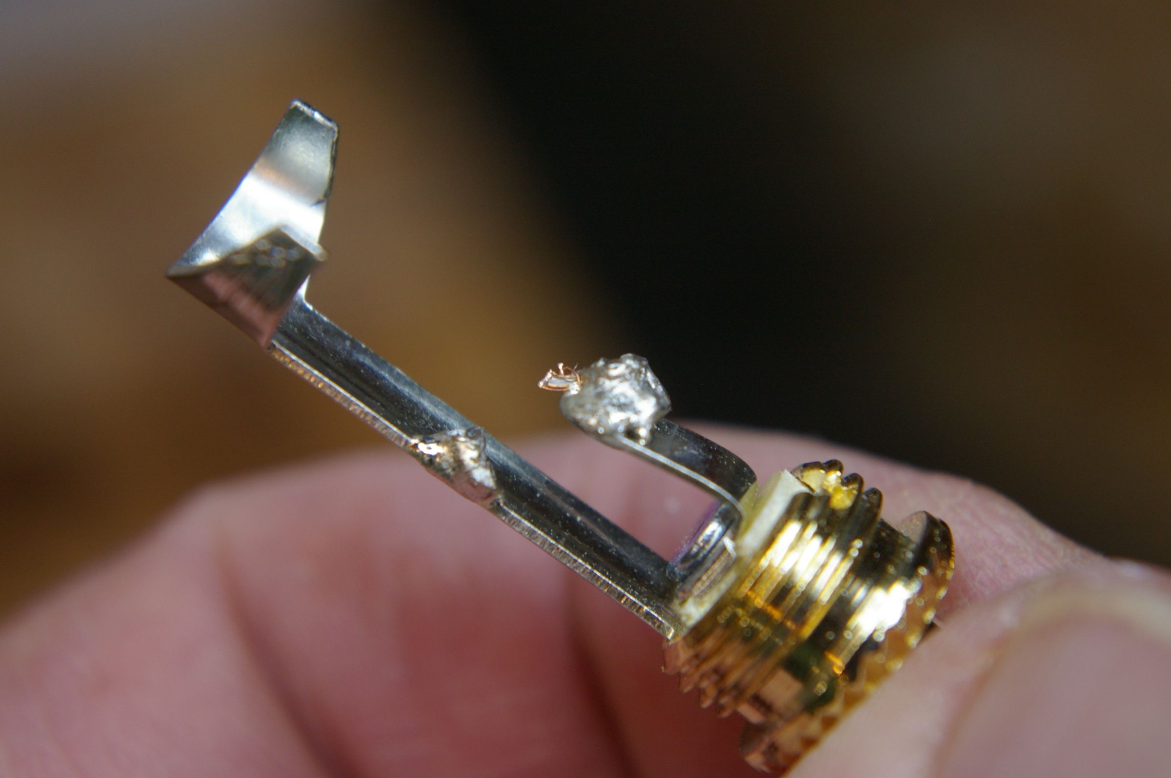 How to Fix, Repair or Make a 1/4" Inch Guitar Cable 8 Steps