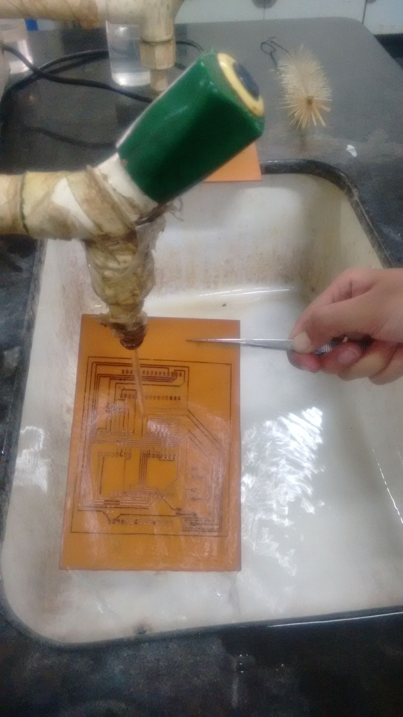 DIY PCB Etching : 9 Steps (with Pictures) - Instructables