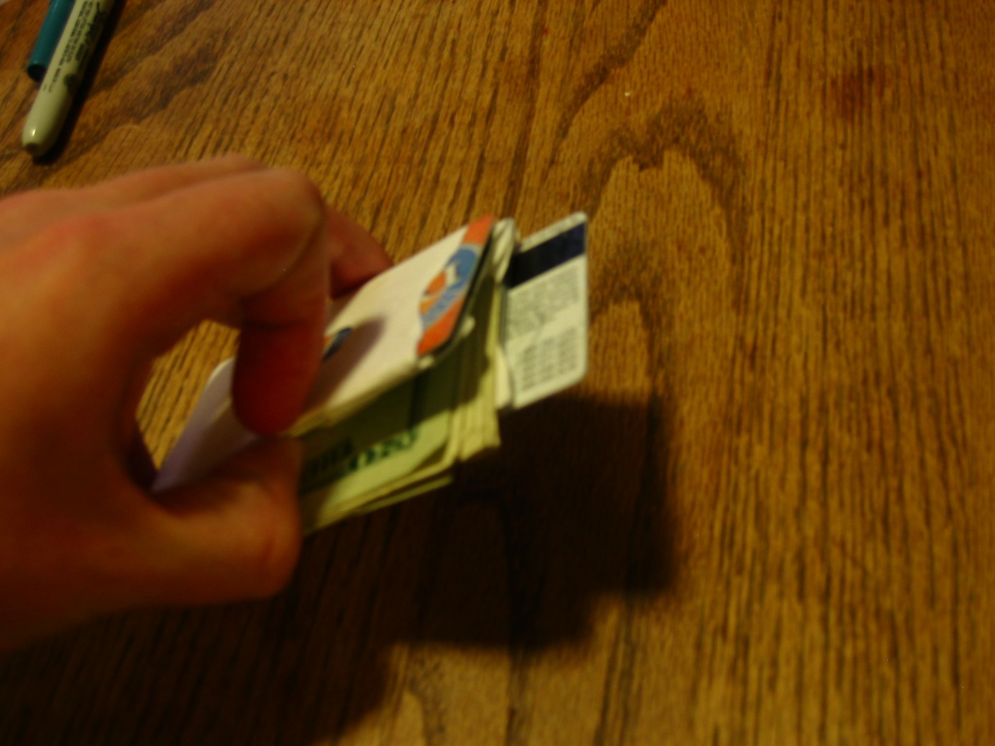 Super Thin Tyvek Card Sleeve Wallet 7 Steps Instructables