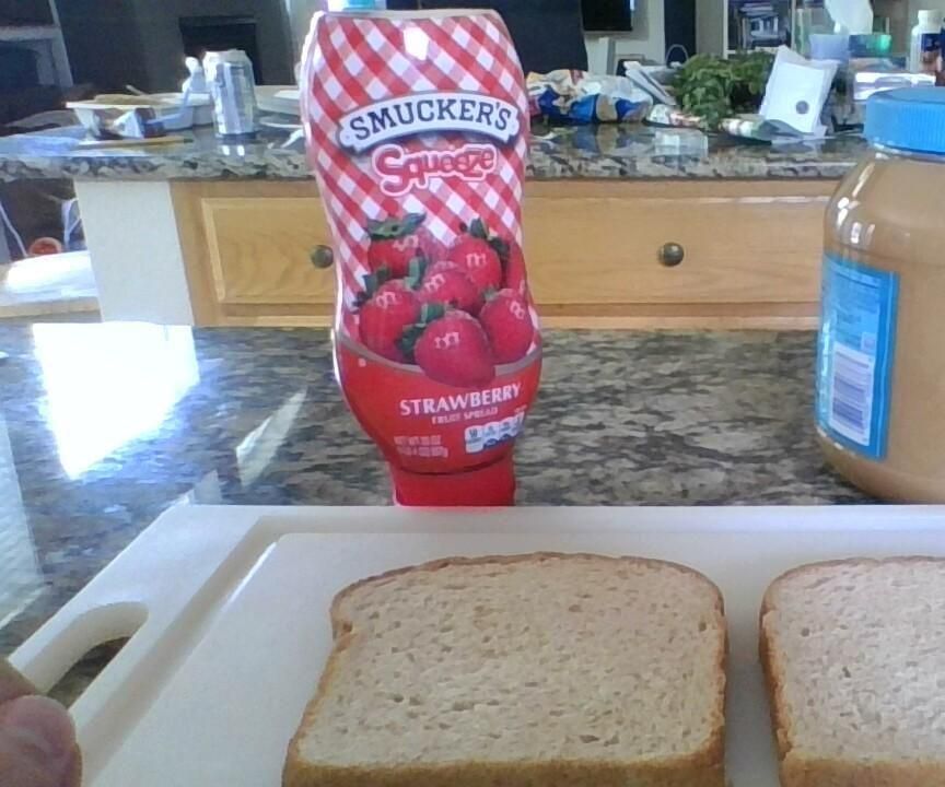 How to Make a Good Pb &amp; J : 4 Steps - Instructables