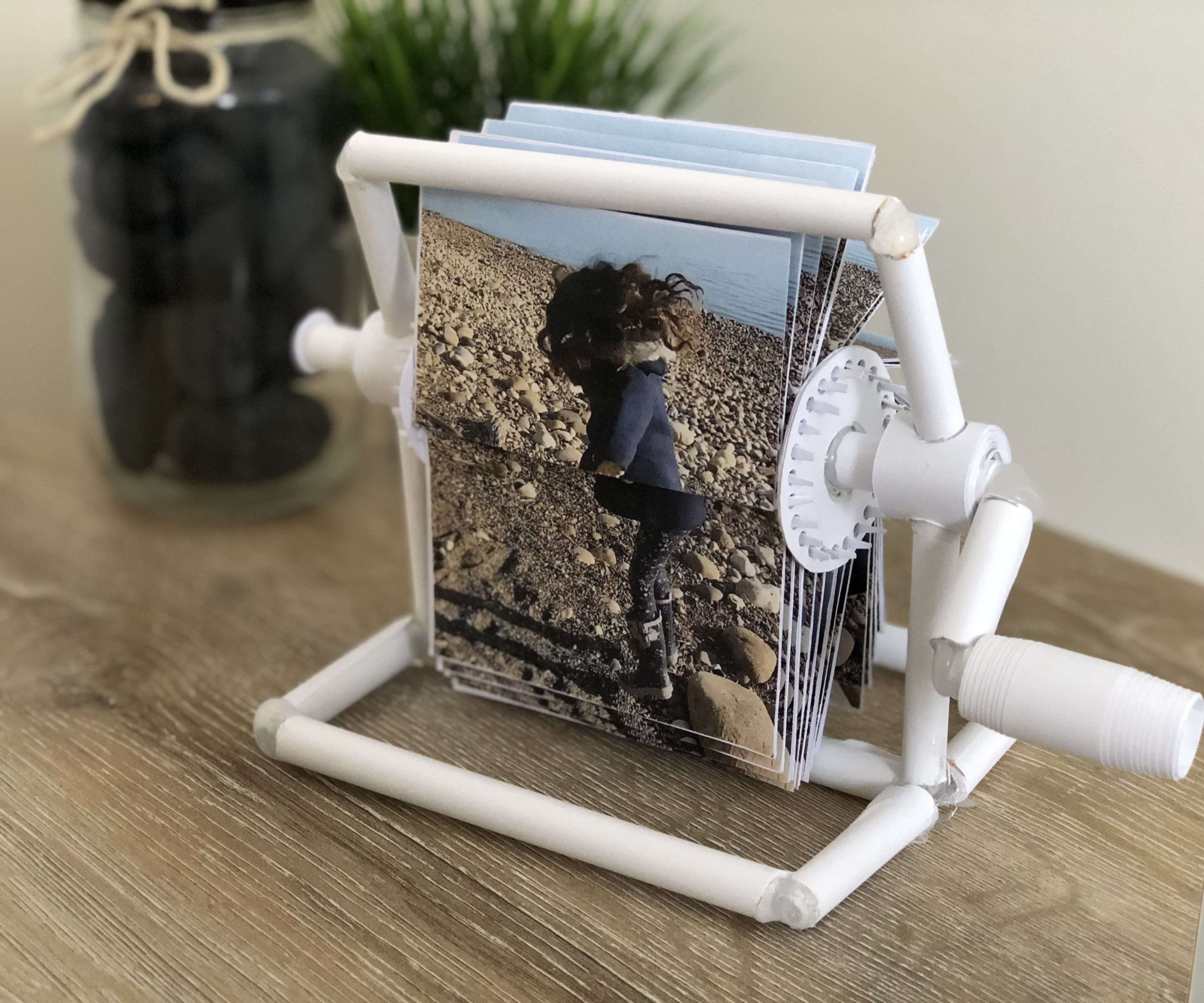 GIF Player Out of Paper - IPhone Live Photos in Paper