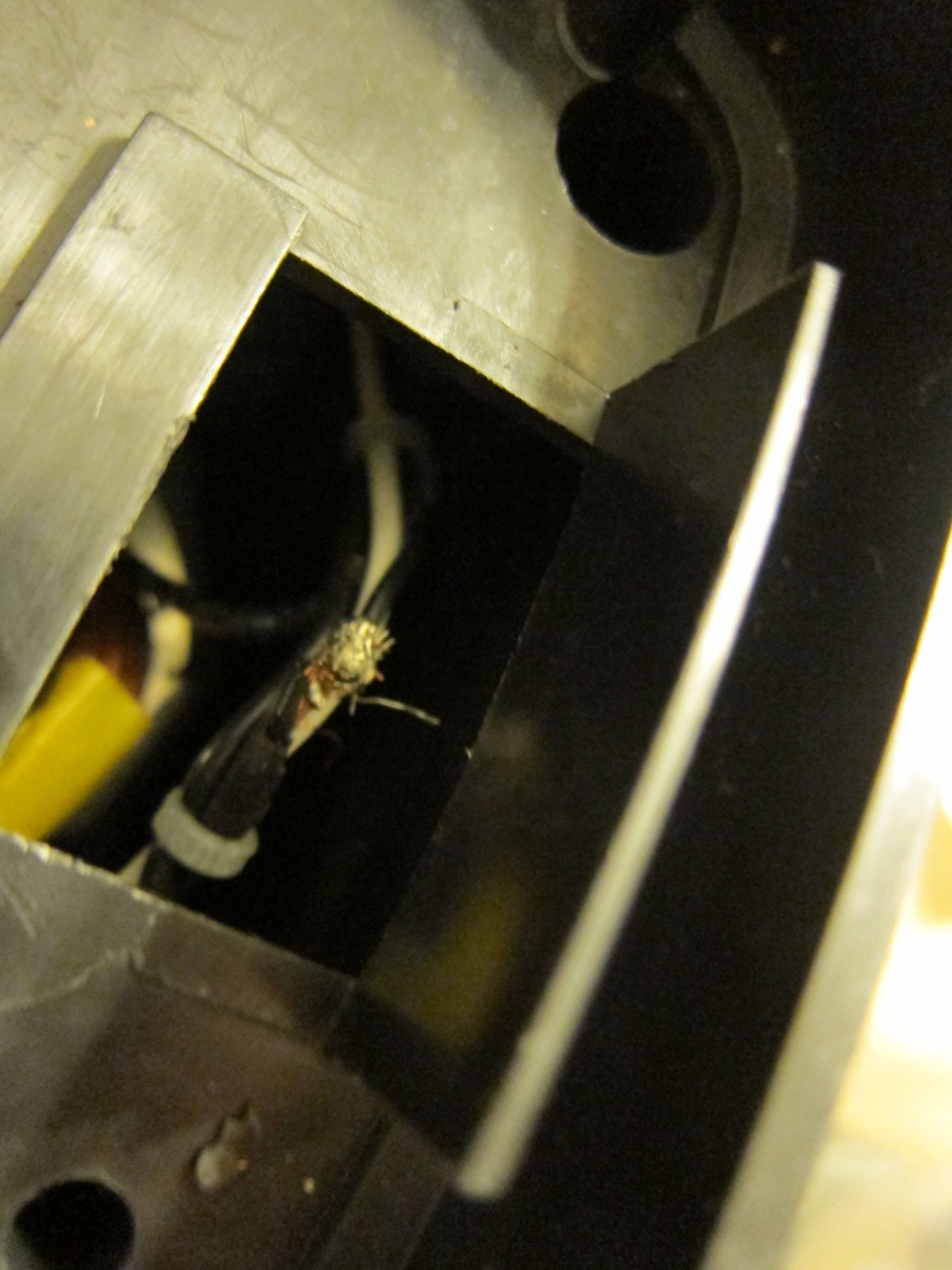 How to Repair/remove the On/off Switch on a Breville BCG450XL Conical