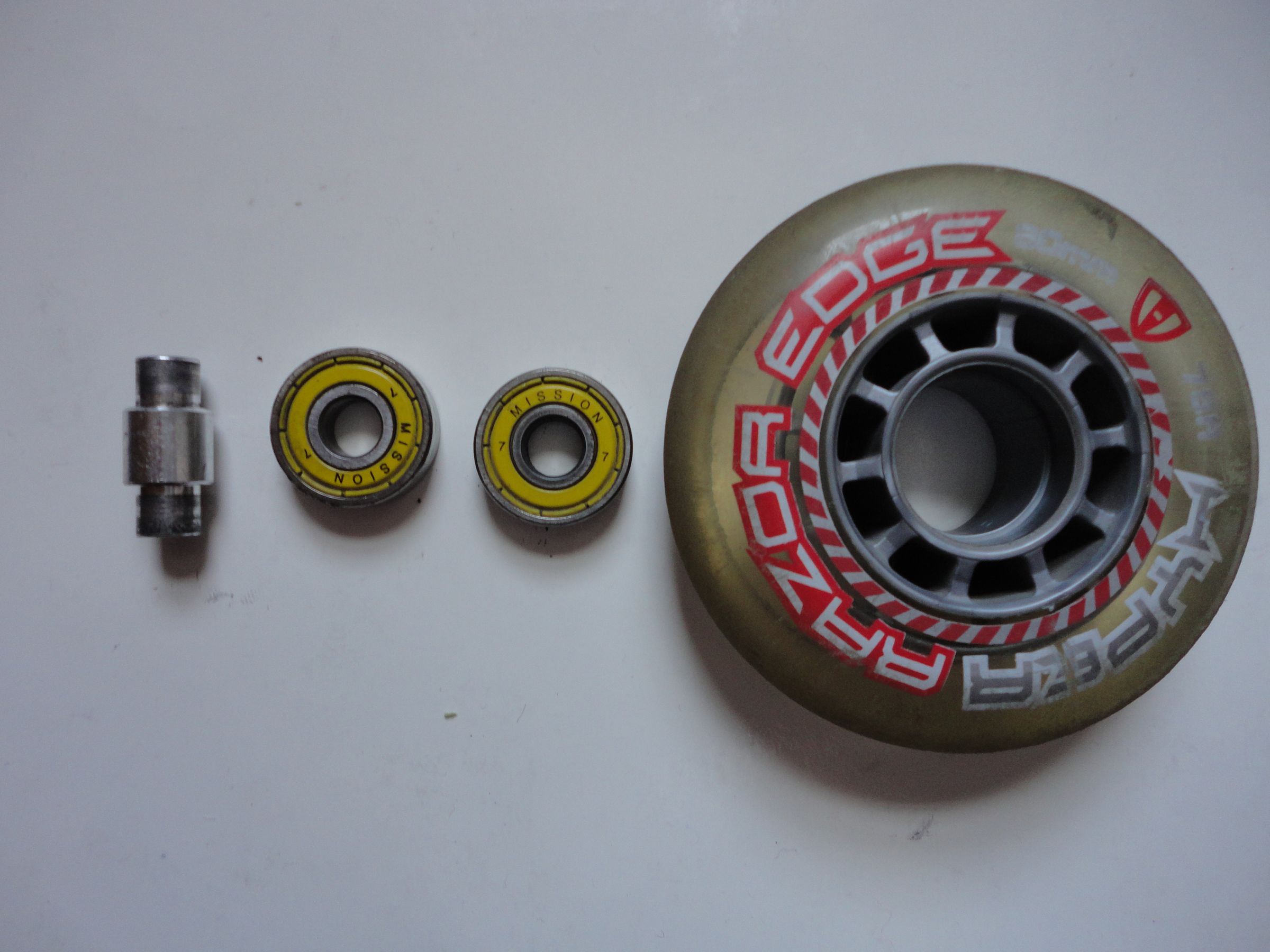 Replace Rollerblade Wheels and Bearings 6 Steps (with Pictures