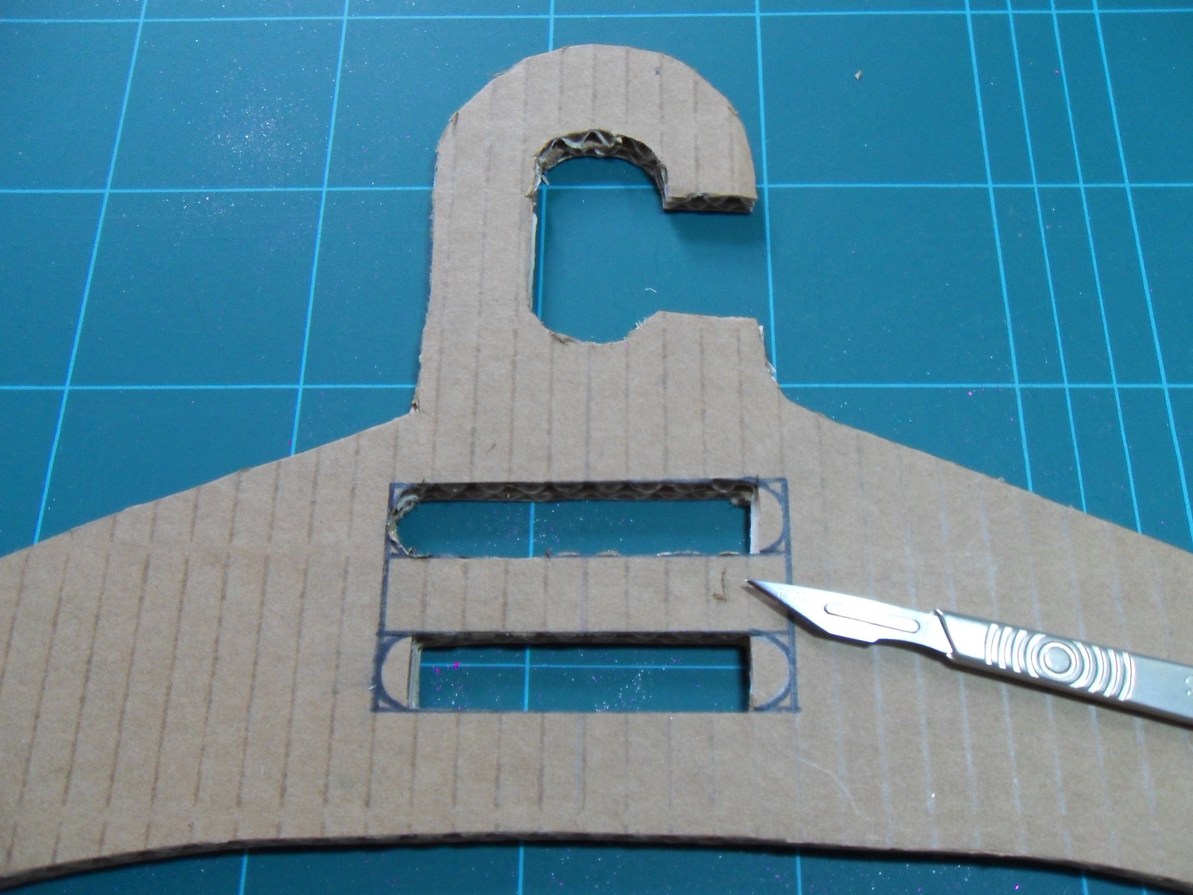 Stylish Cardboard Clothes Hangers 5 Steps (with Pictures) Instructables