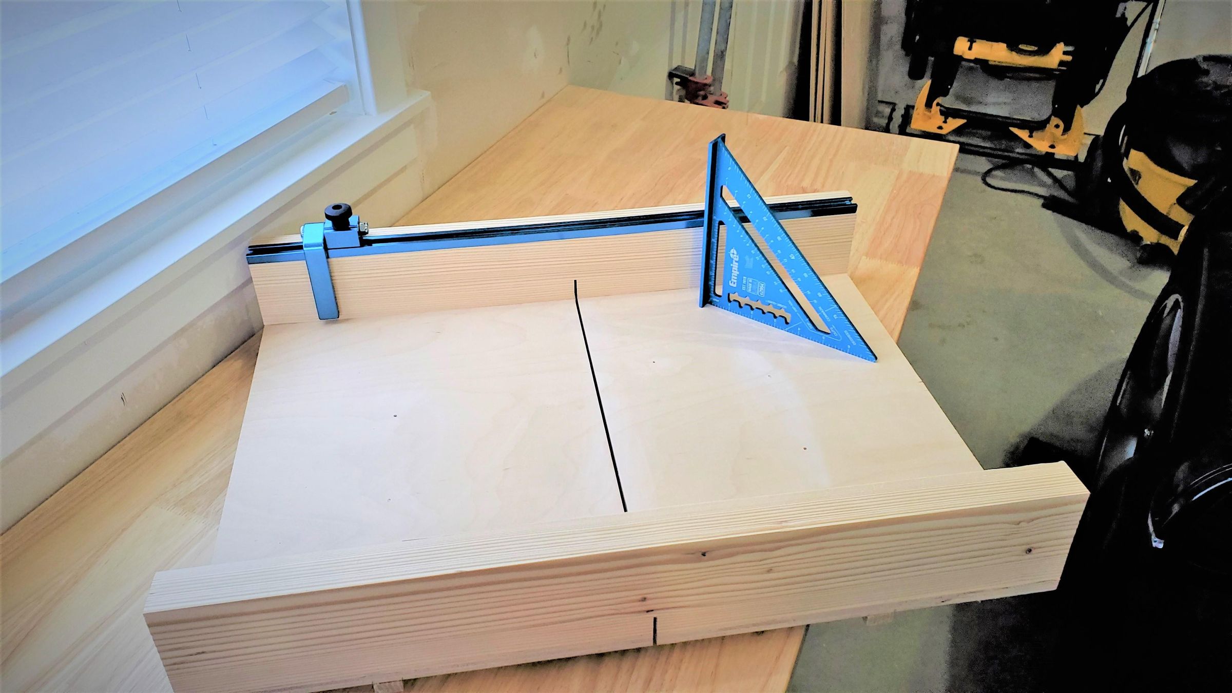 How to Make a Crosscut Sled Simple Table Saw Sled 10 Steps (with Pictures) Instructables