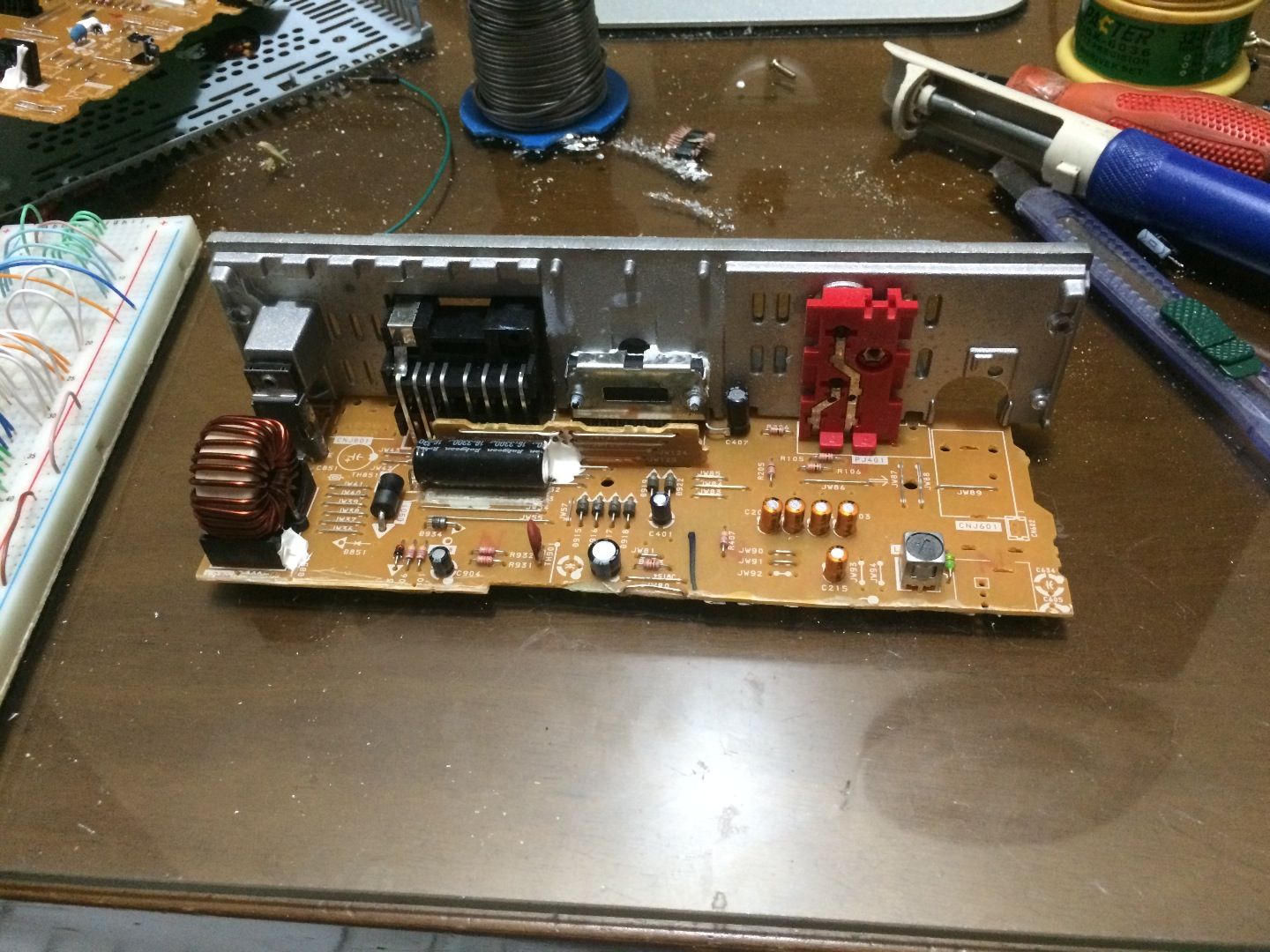 Recycling Old Car Radio Into an Audio Amplifier 9 Steps (with