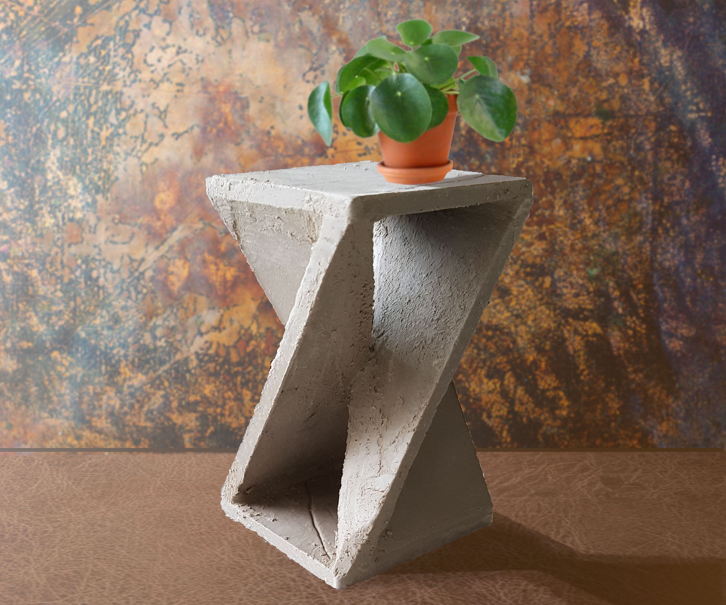 Step-by-step guide for geometric side table/stool DIY Project DIY project