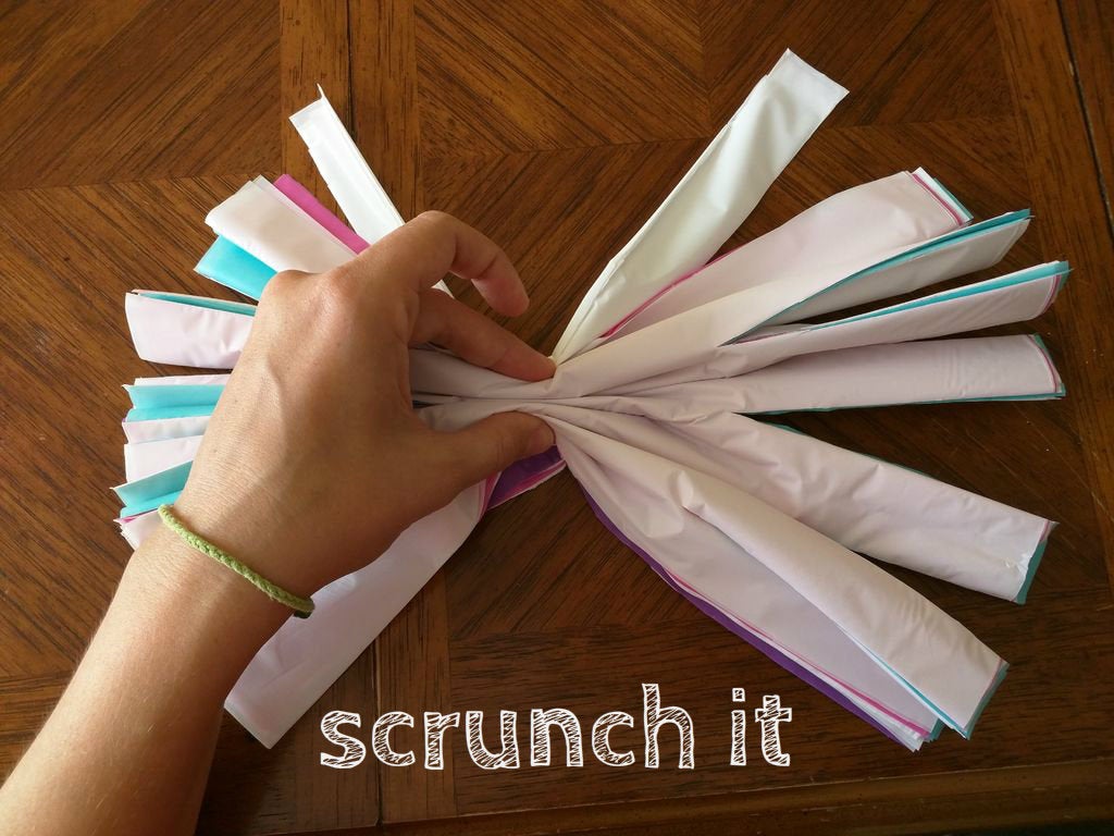 Diy Cheerleading Pom-Poms : 7 Steps (With Pictures) - Instructables
