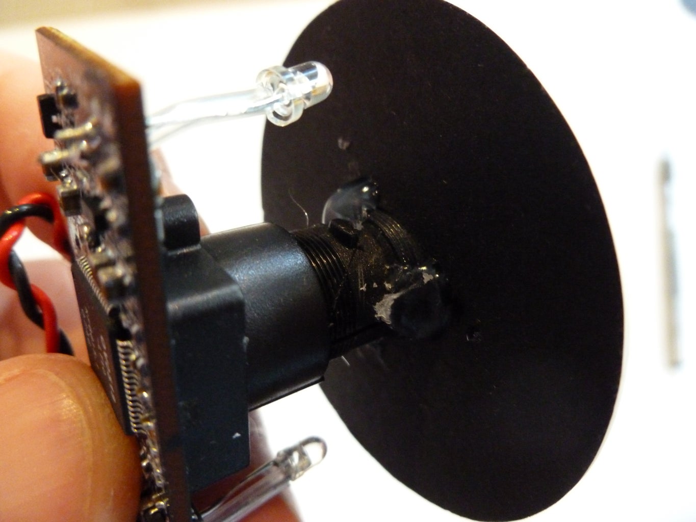 Save Money on Your DIY Laboratory - Robust, Easy to Focus USB