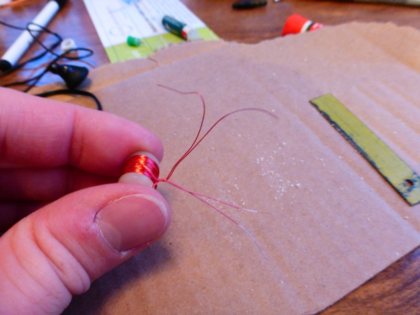 Make a Joule Thief Coil Without a Ferrite Toroid 5 Steps (with