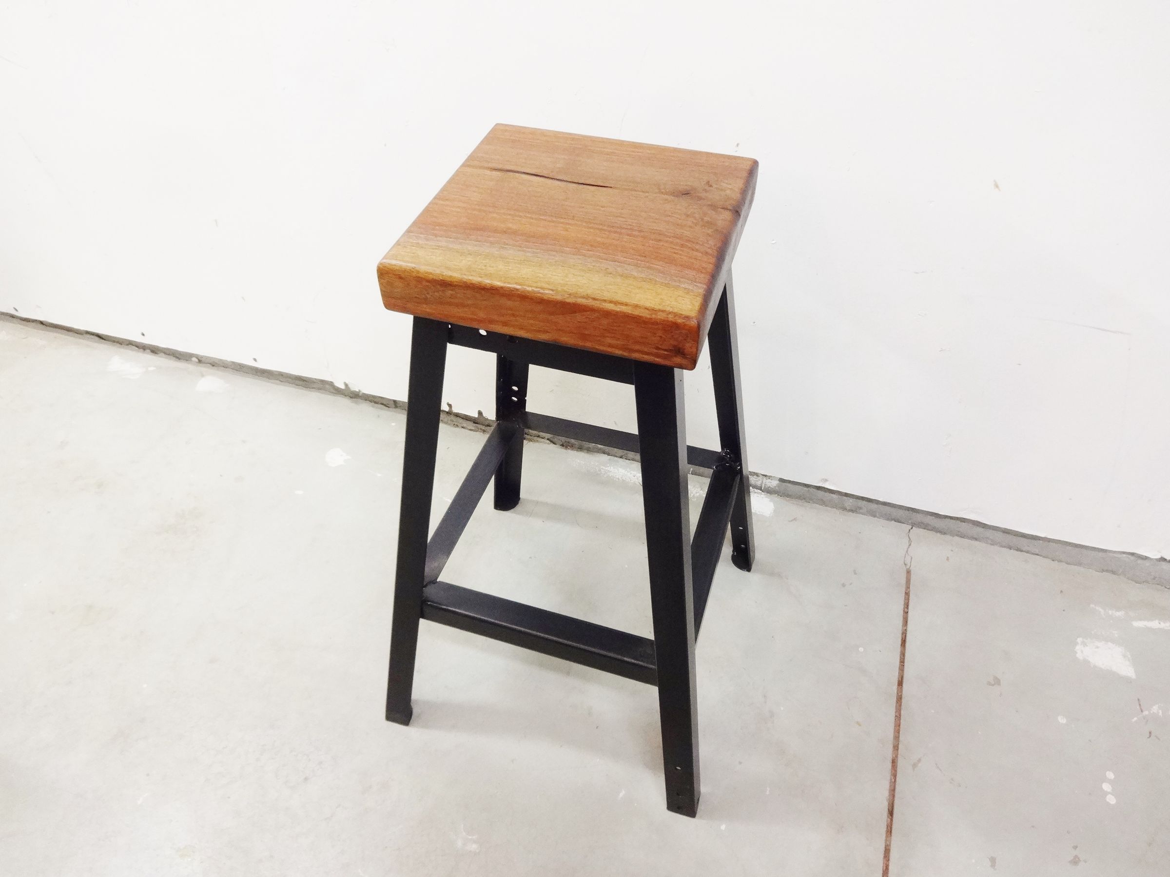 Make a Simple Welded Bar Stool 11 Steps (with Pictures) Instructables