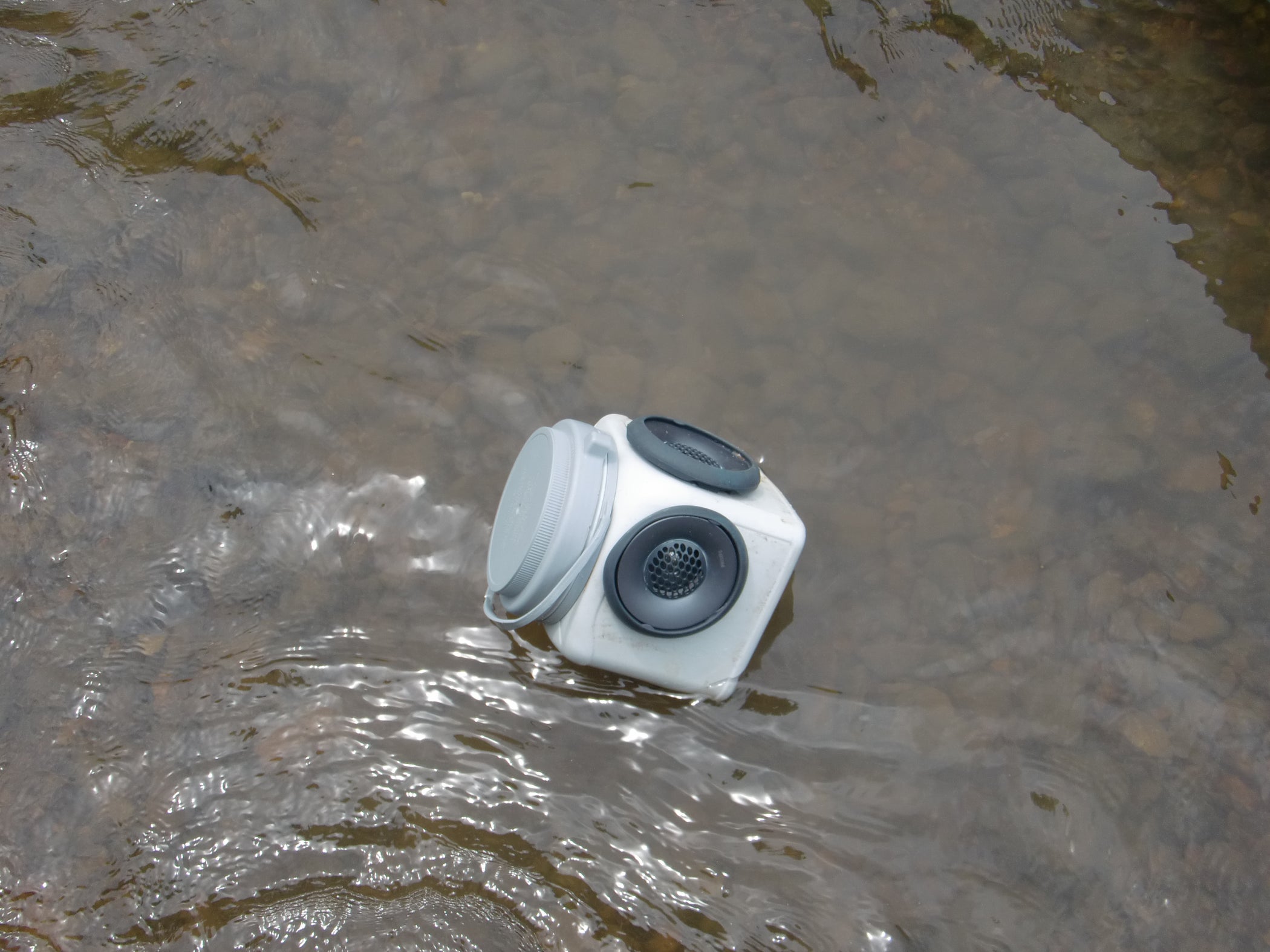 Floating Water Proof Speakers (with Pictures) Instructables