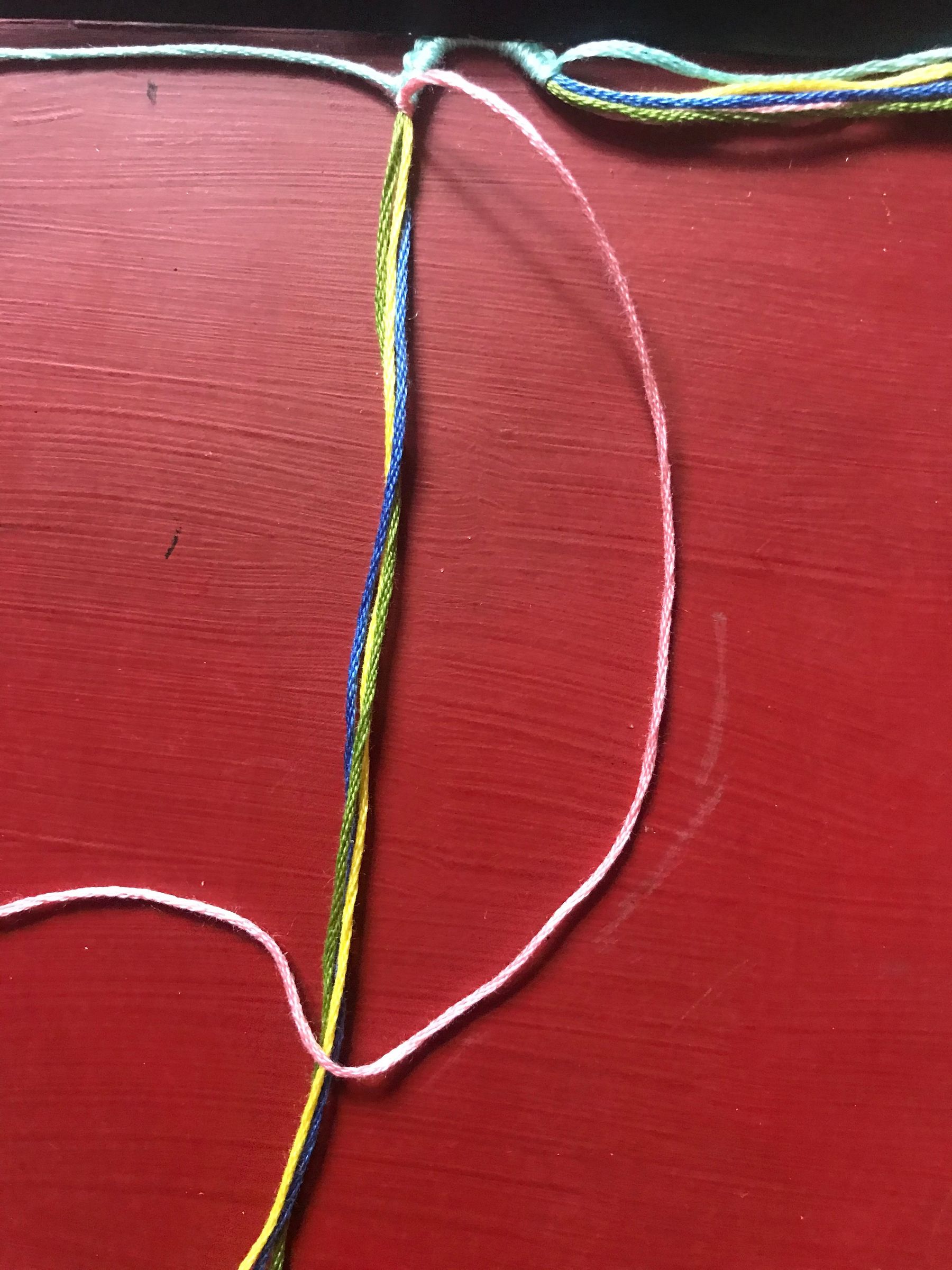 Friendship Bracelet With Teardrop Loop and Triangle Ending 7 Steps Instructables