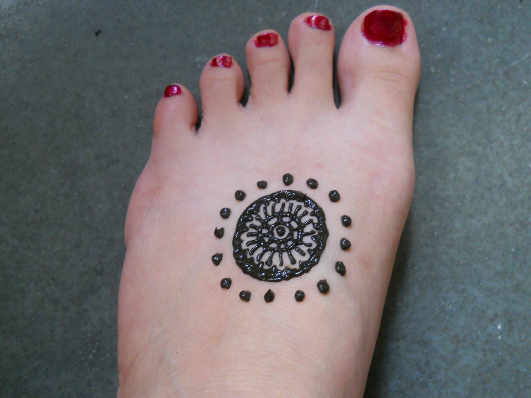 Simple Henna Design for Feet - Instructables