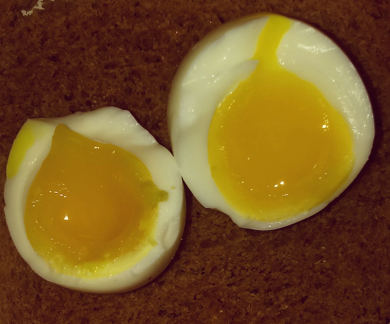 A Beginner's Guide to Cooking Soft Boiled Eggs : 13 Steps (with