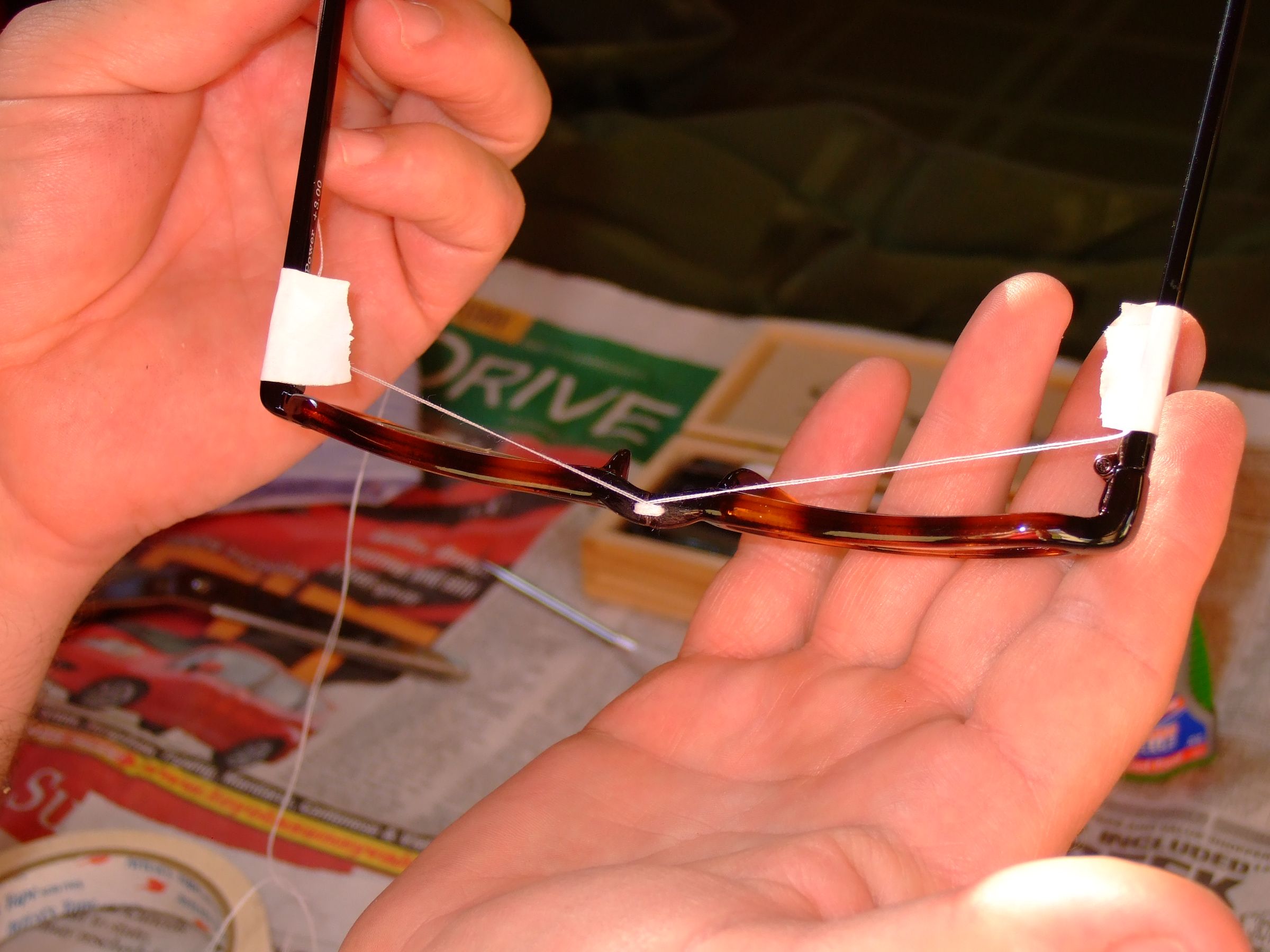 Repair Plastic Eyeglass Frame With Thread and Superglue 12 Steps