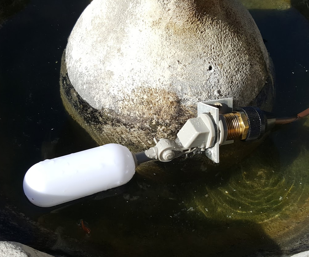 Simple Inexpensive Float Valve Automatically Keeps Your Garden Fountain