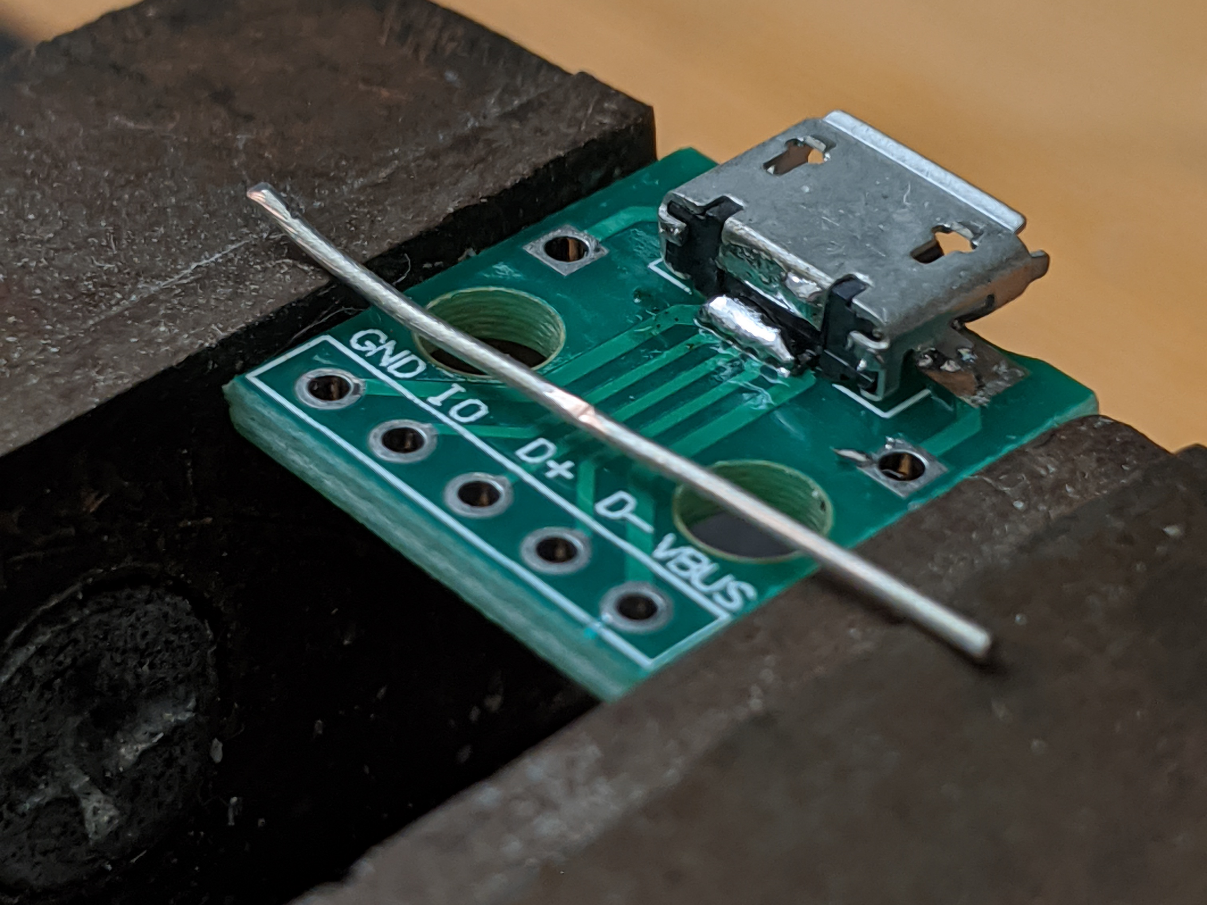 Replace MicroUSB Port With Only a Soldering Iron 9 Steps (with