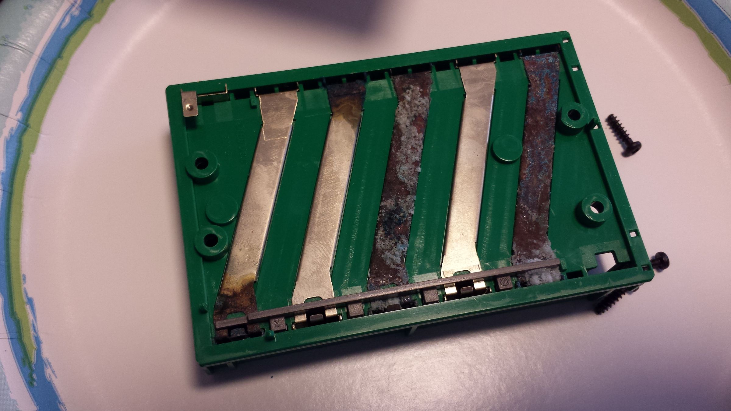 Restoring Corroded Battery Contacts 7 Steps (with Pictures) Instructables