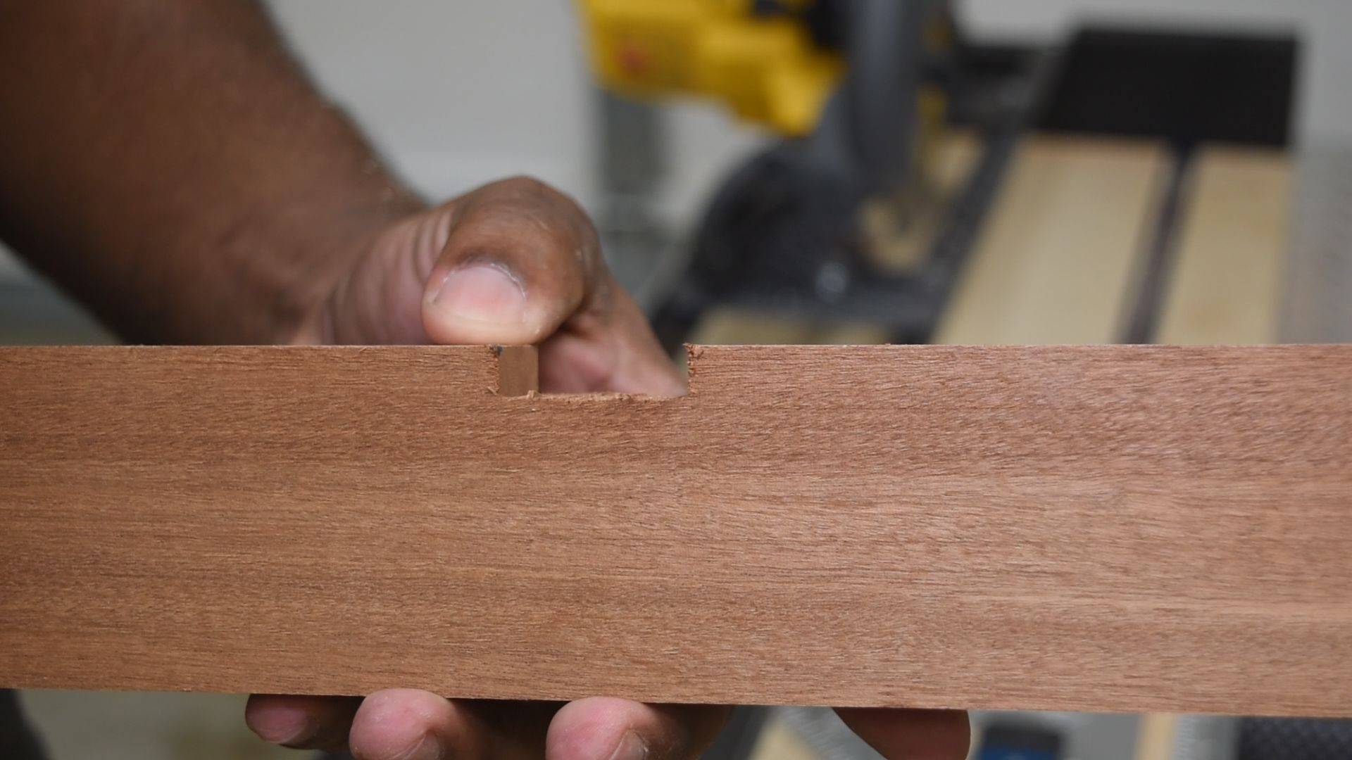 How to Make a Circular Saw Crosscut Jig and Router Guide 2 in 1 9