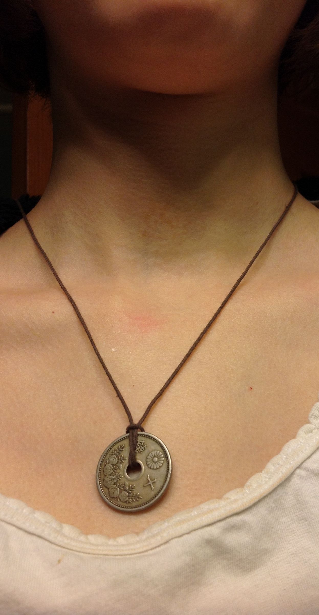 Ancient Coin Necklace : 5 Steps 