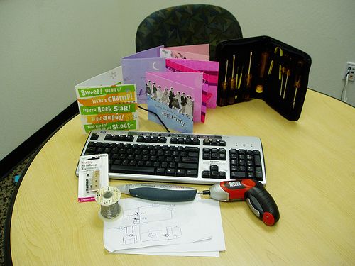 DIY guide for The Singing Keyboard Prank with step-by-step instructions