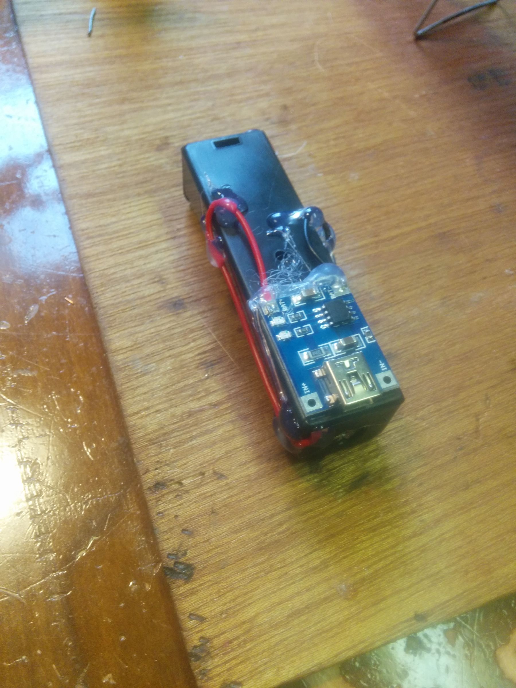 Inexpensive Solar 18650 Battery Charger 5 Steps Instructables