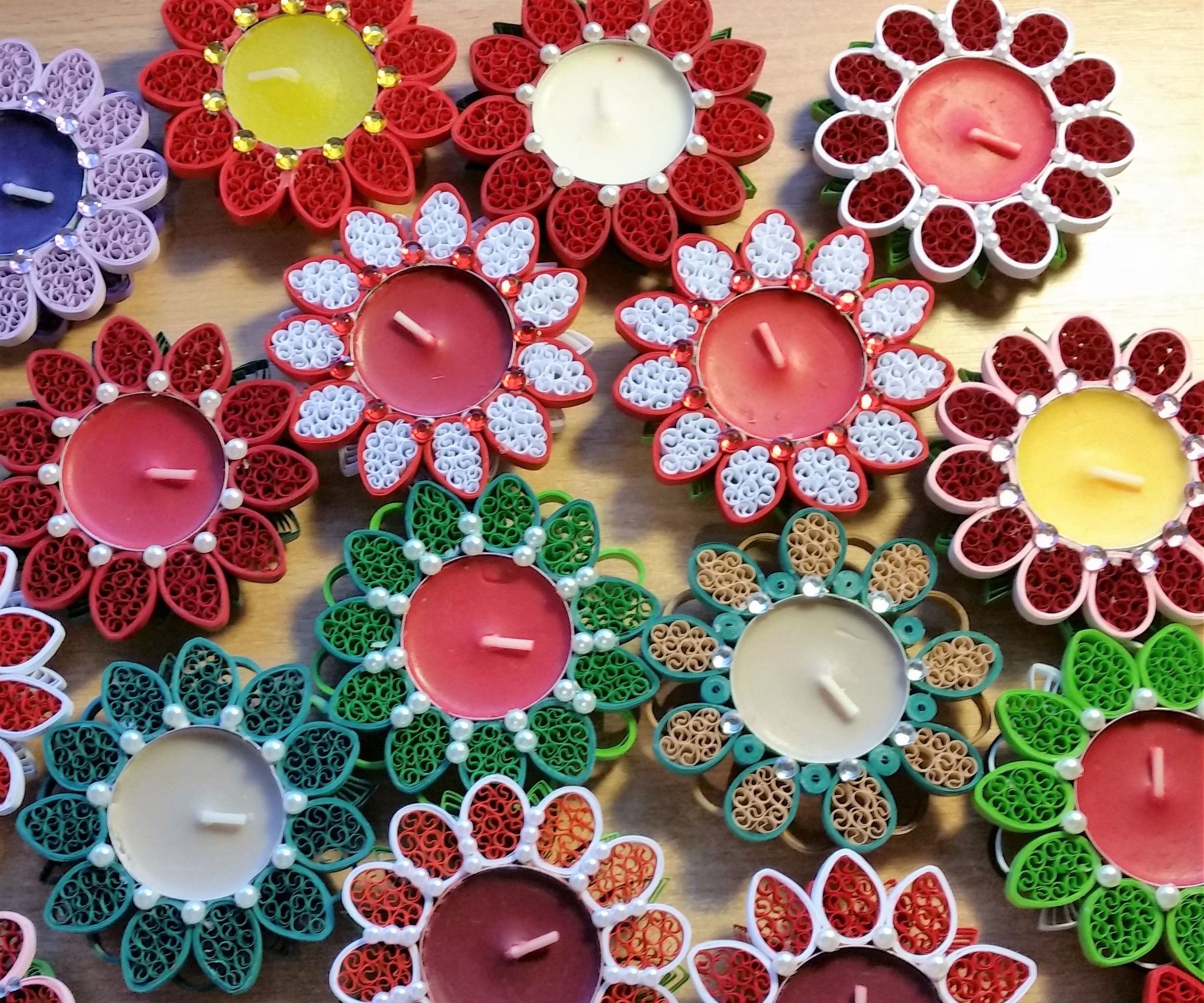How It Is Made Quilled Paper Candle? 5 Steps (with Pictures
