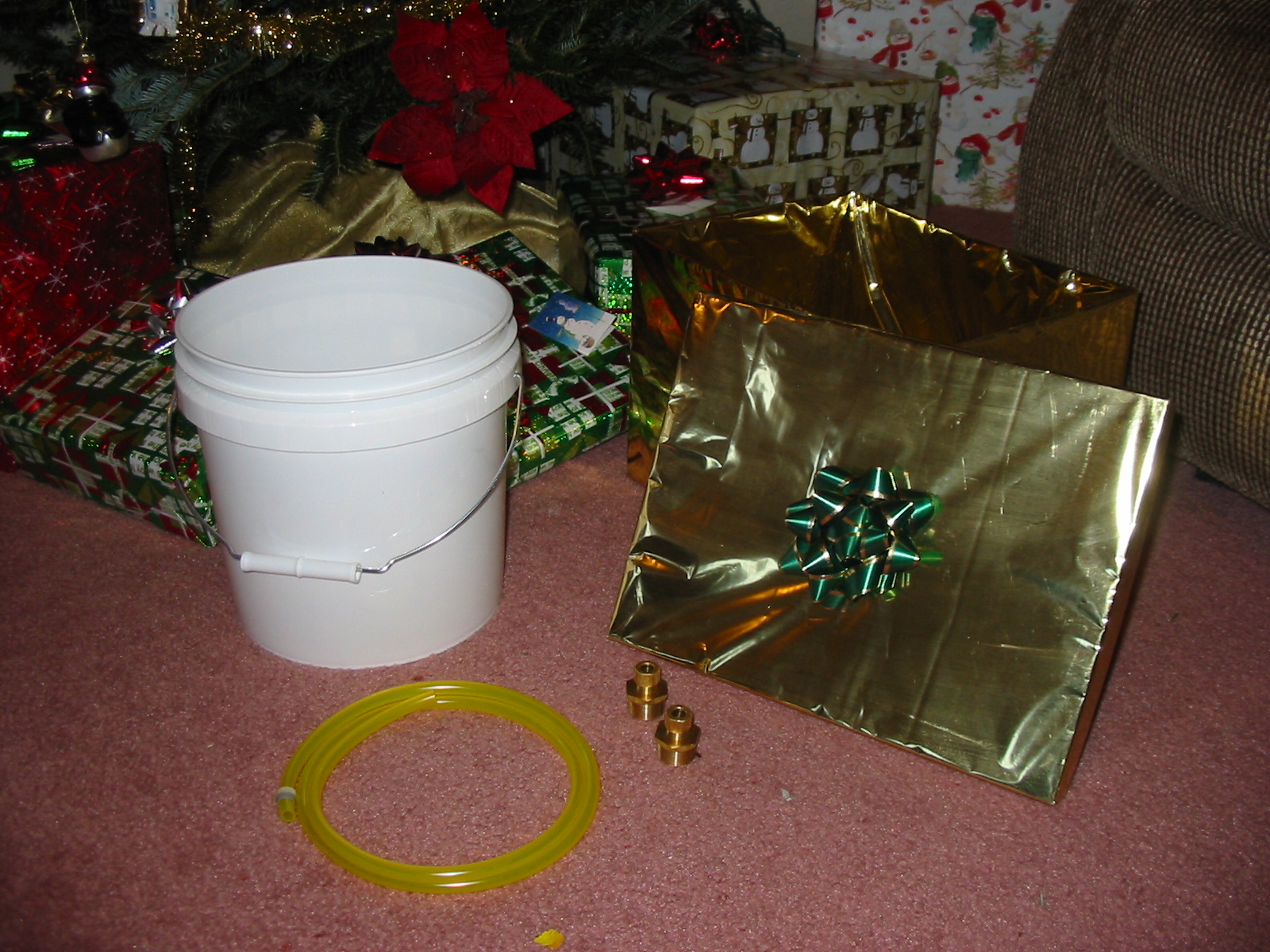 Make a Hidden Christmas Tree Watering System 7 Steps (with Pictures