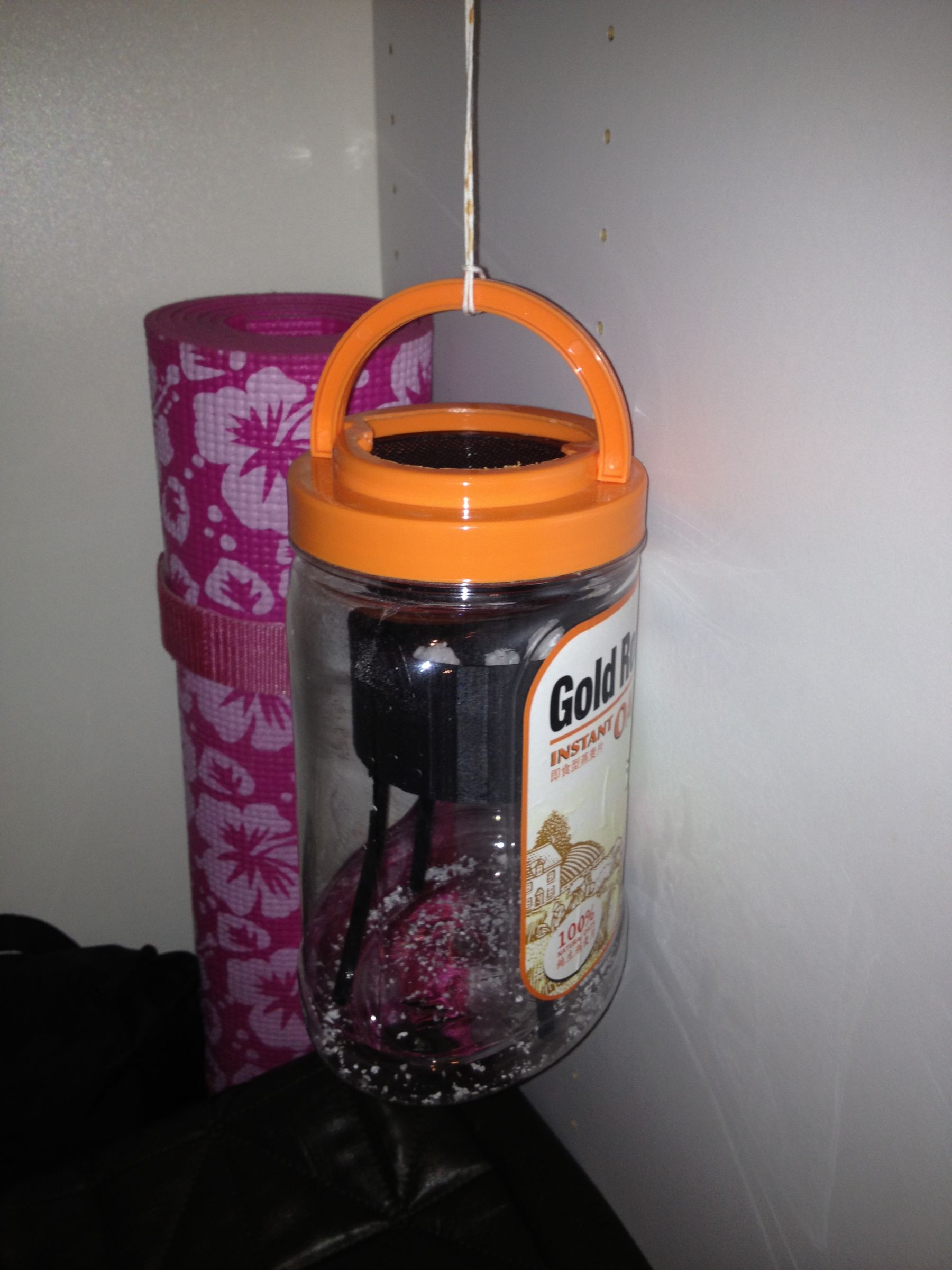 Recycle Desiccant Dehumidifiers (Thirsty Hippos) 3 Steps Instructables