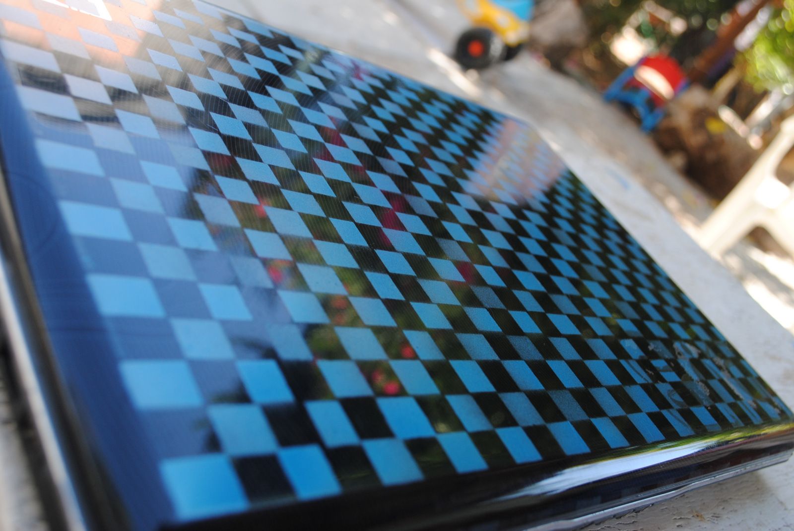 Painting a Checkearboard.